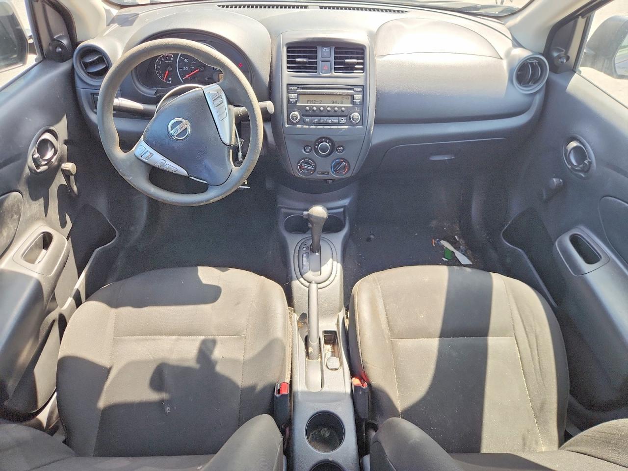 2015 Nissan Versa 1.6 S Plus Серый vin: 3N1CN7AP0FL942583