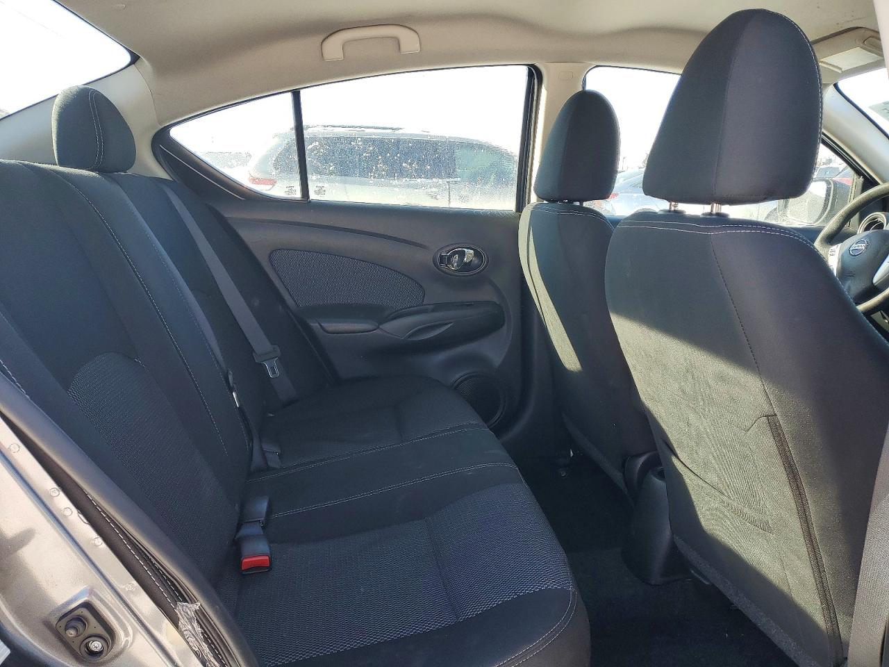 2016 Nissan Versa S Gray vin: 3N1CN7AP0GL880345