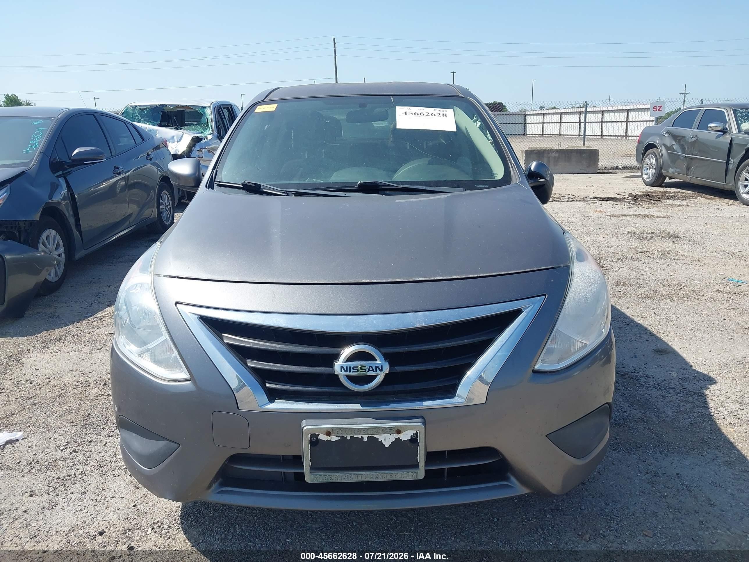 2017 Nissan Versa 1.6 Sv Gray vin: 3N1CN7AP0HL853812