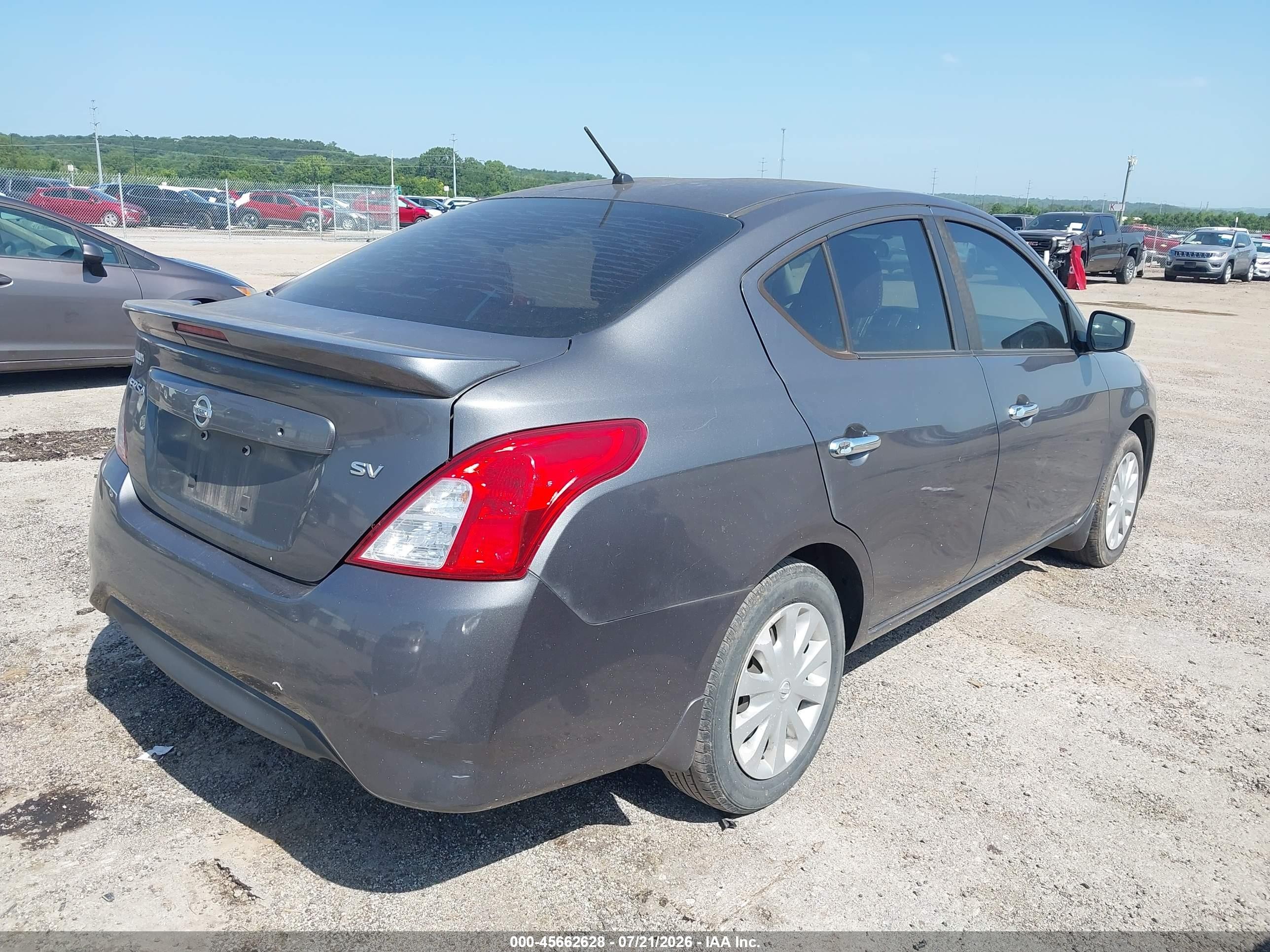 2017 Nissan Versa 1.6 Sv Gray vin: 3N1CN7AP0HL853812