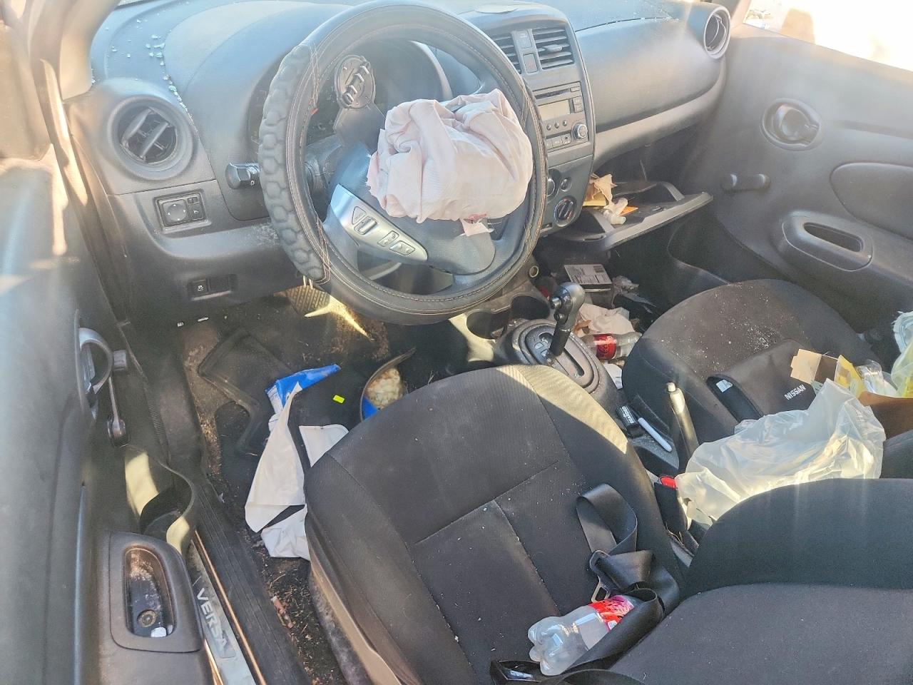 2018 Nissan Versa S Plus Черный vin: 3N1CN7AP0JL814708