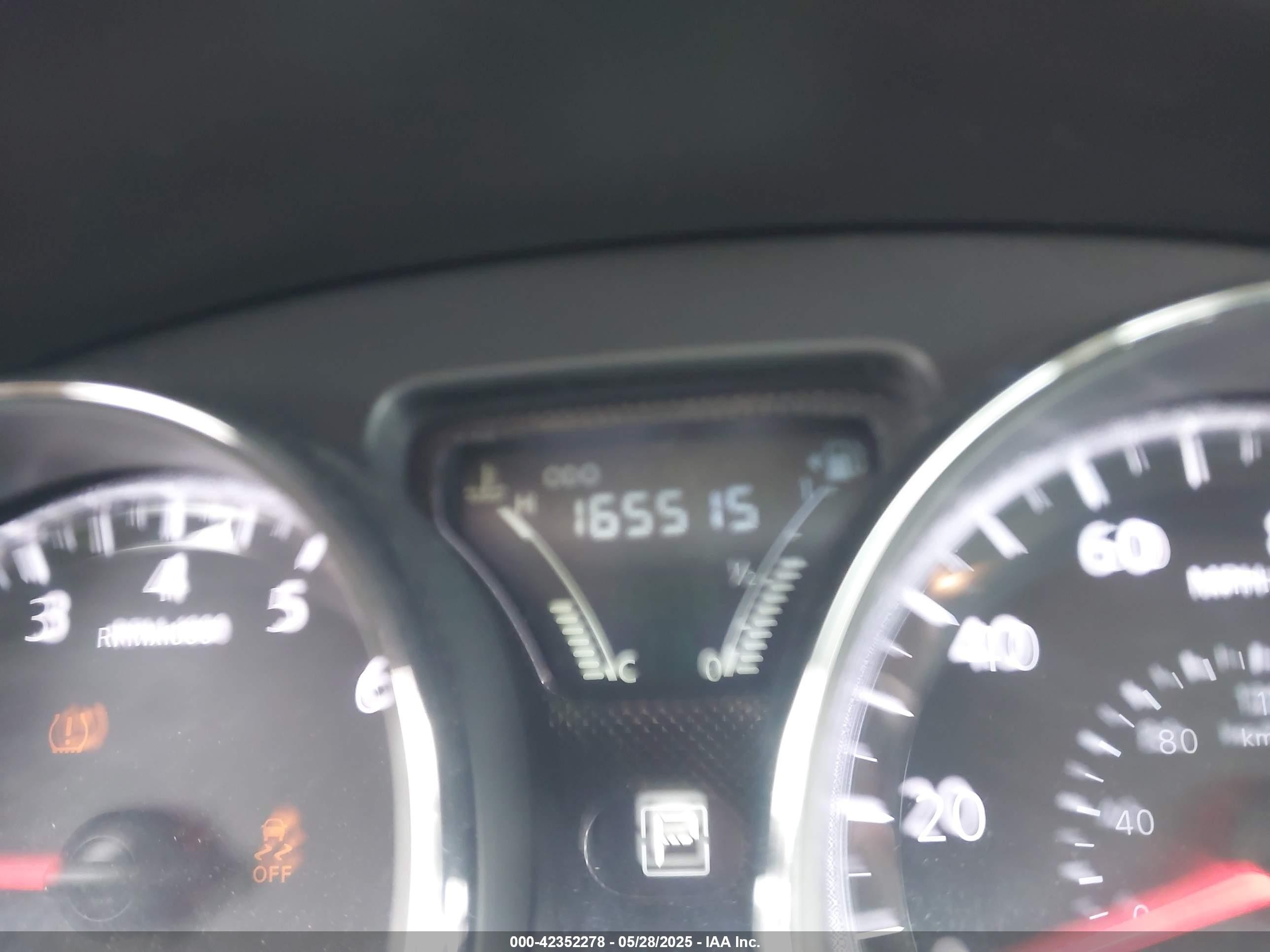 2019 Nissan Versa 1.6 Sv Silver vin: 3N1CN7AP0KL852246