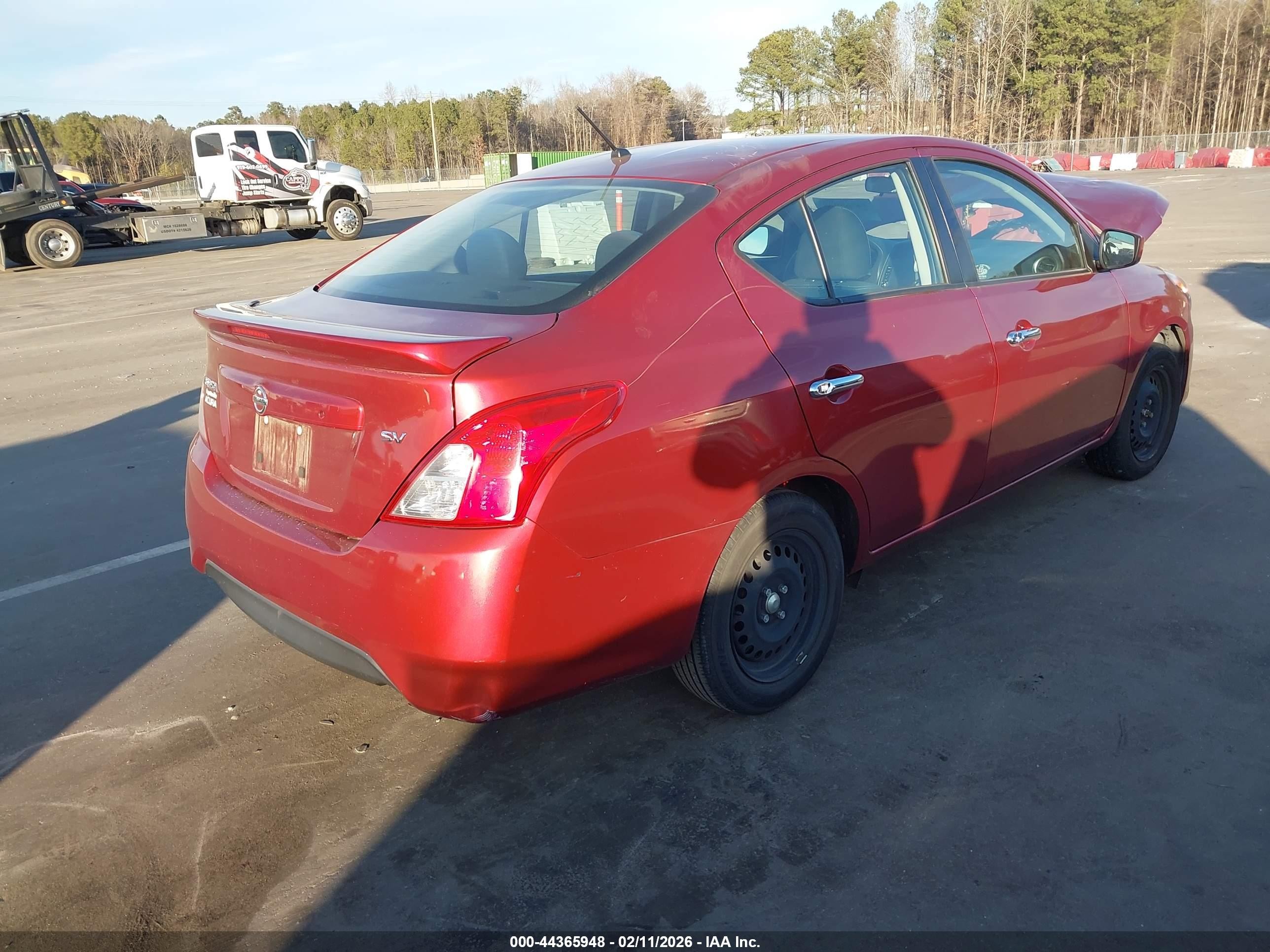 2019 Nissan Versa 1.6 Sv Red vin: 3N1CN7AP0KL856037