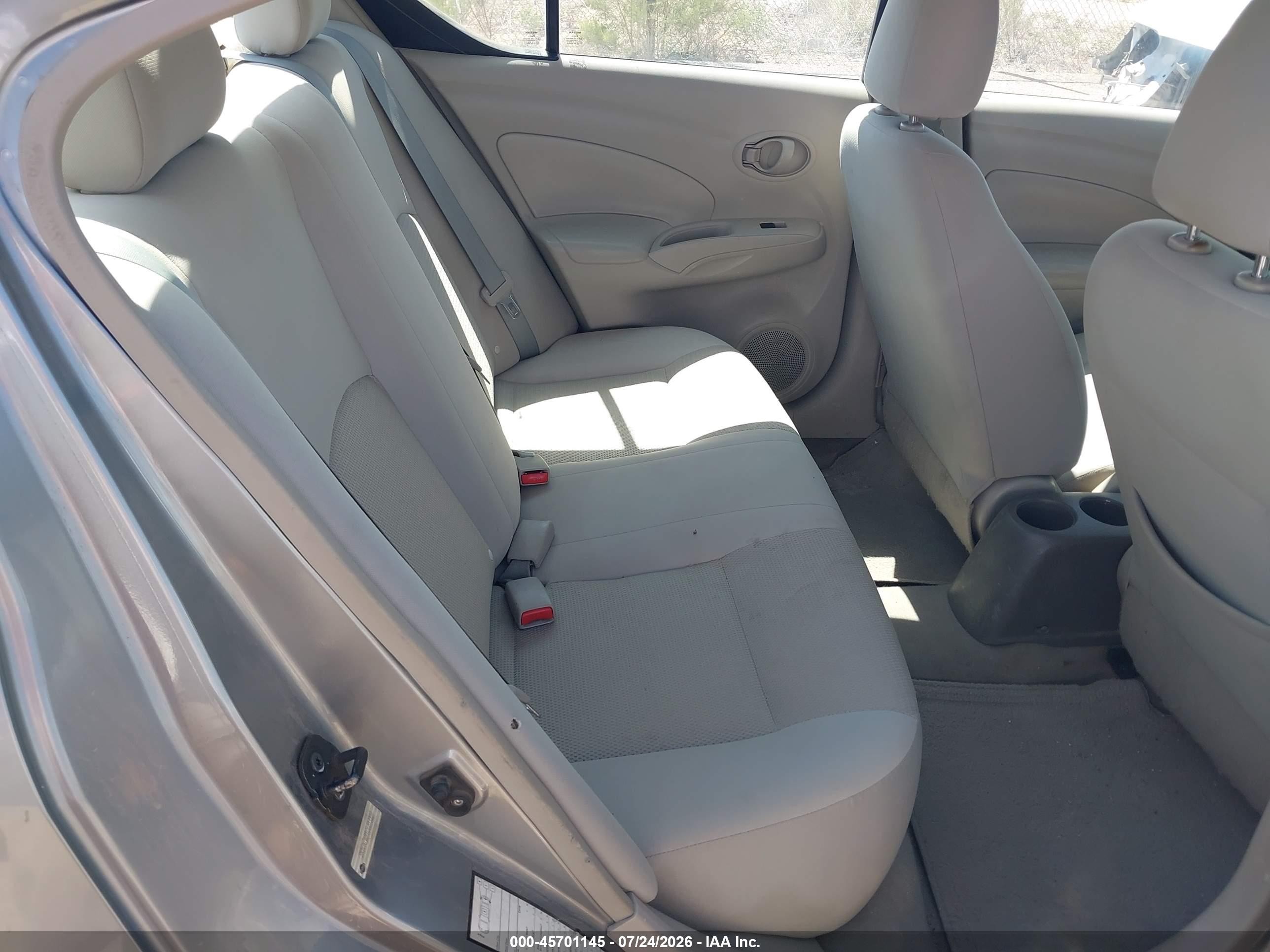 2012 Nissan Versa 1.6 Sv Gray vin: 3N1CN7AP1CL813327