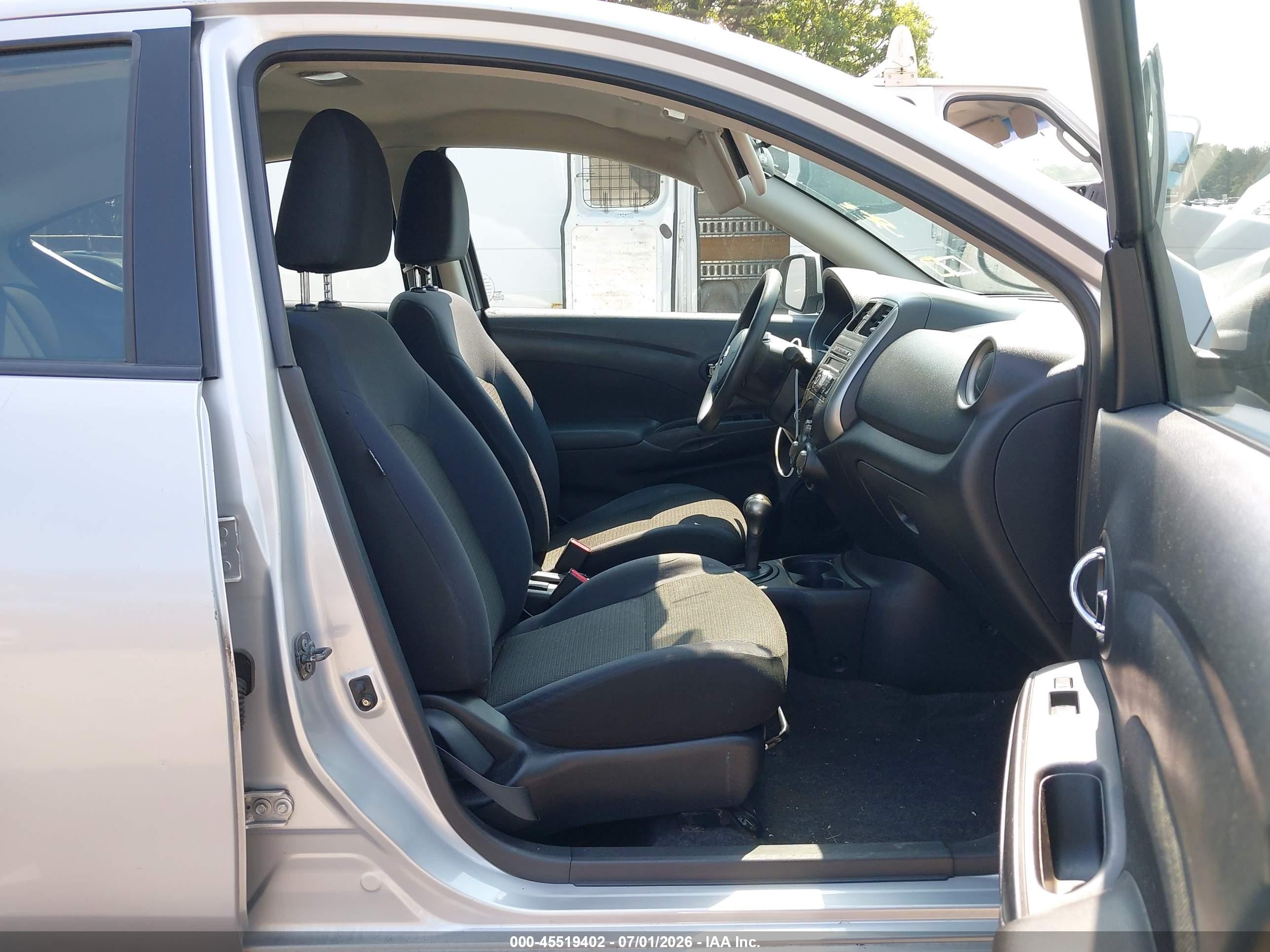2012 Nissan Versa 1.6 Sl Silver vin: 3N1CN7AP1CL847168