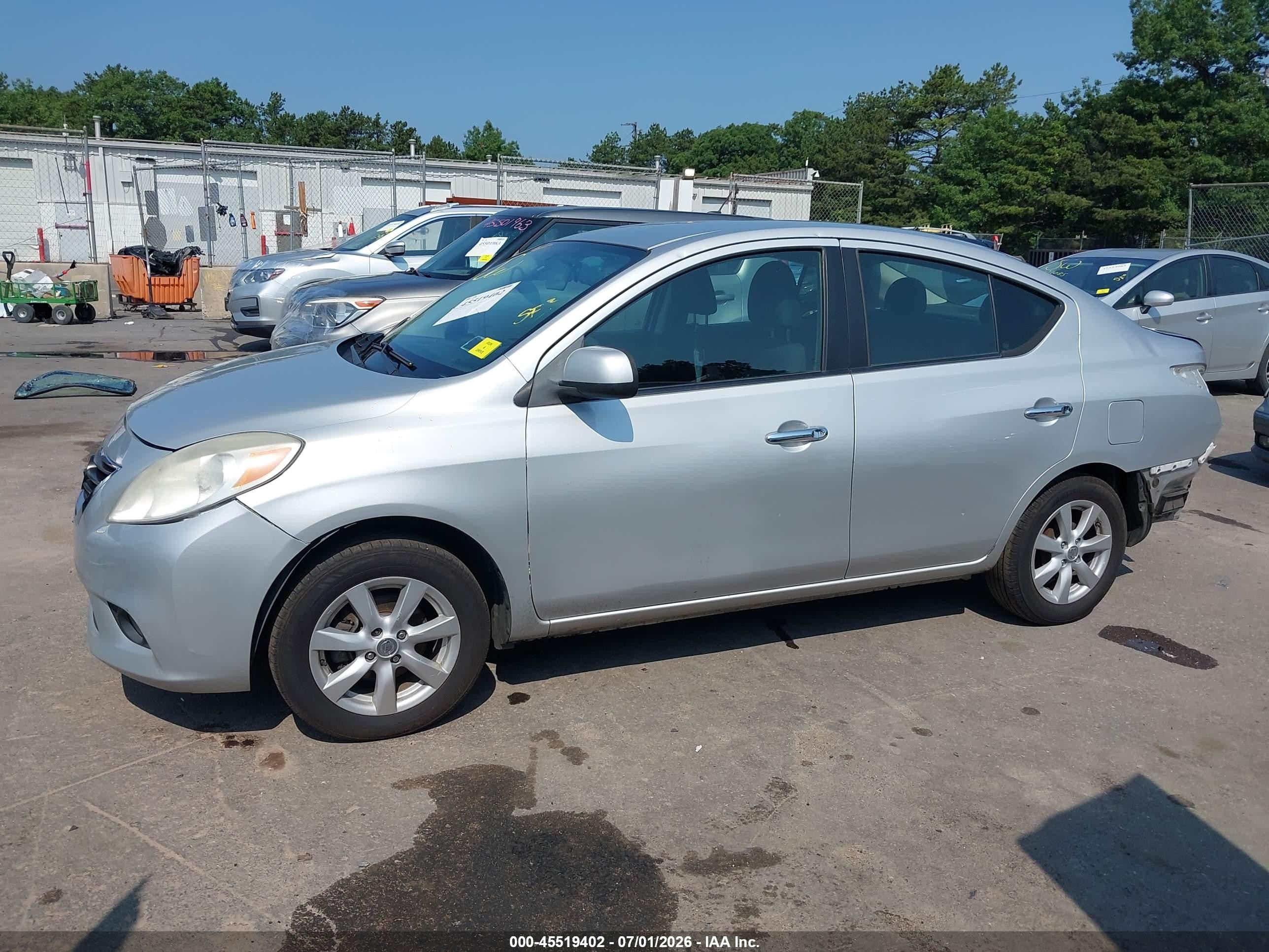 2012 Nissan Versa 1.6 Sl Silver vin: 3N1CN7AP1CL847168
