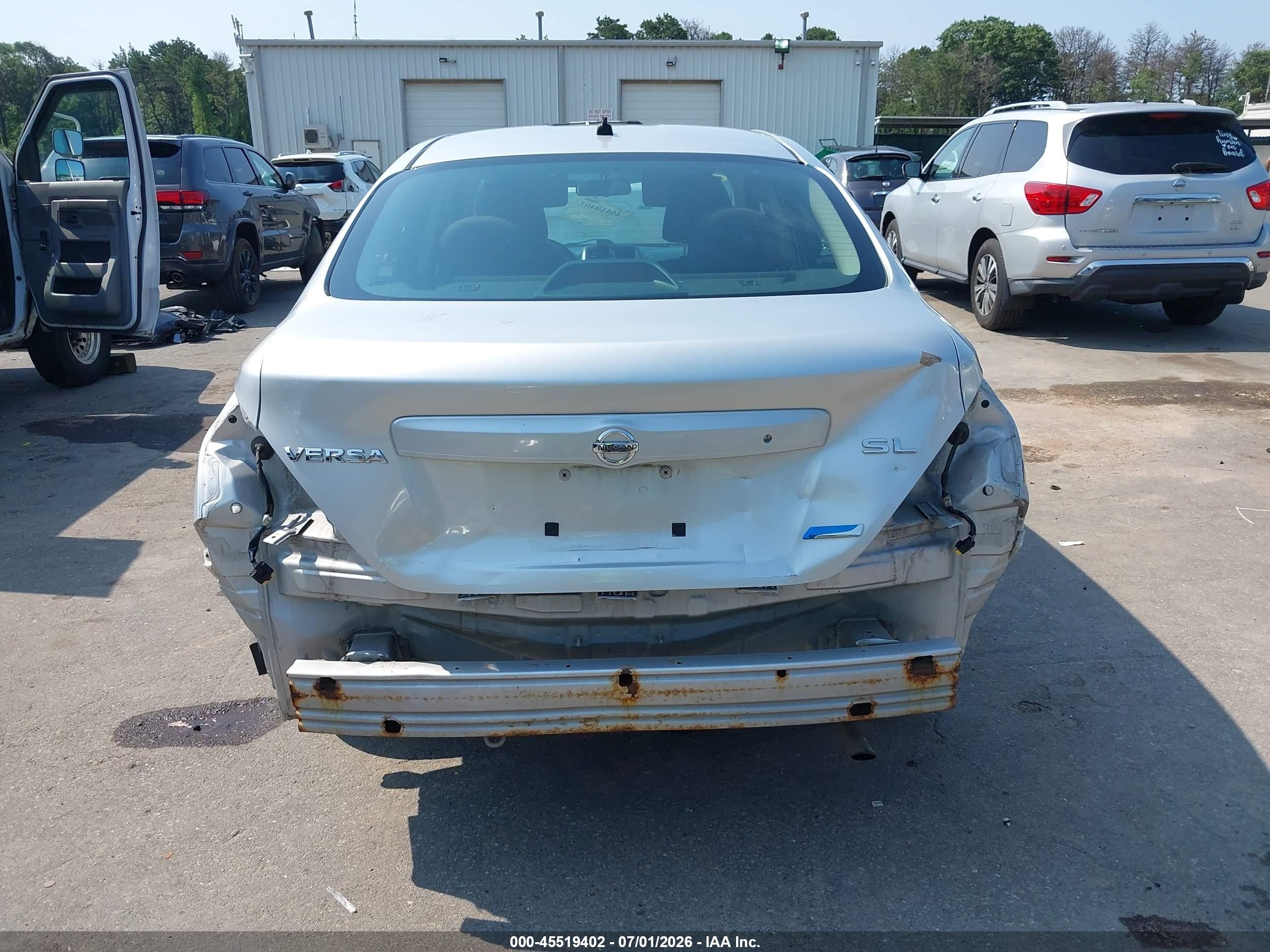 2012 Nissan Versa 1.6 Sl Silver vin: 3N1CN7AP1CL847168