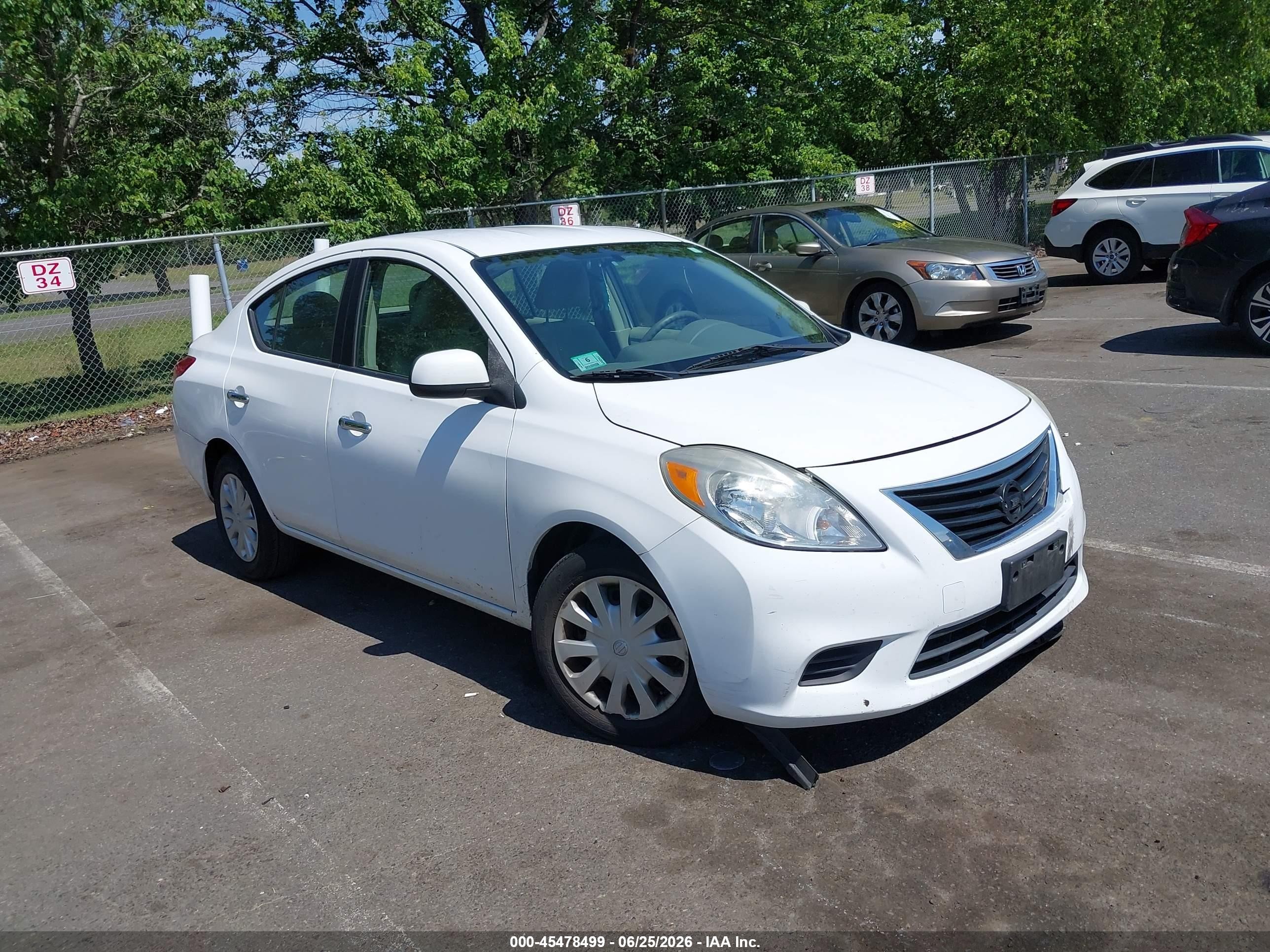 2012 Nissan Versa 1.6 Sv White vin: 3N1CN7AP1CL865086
