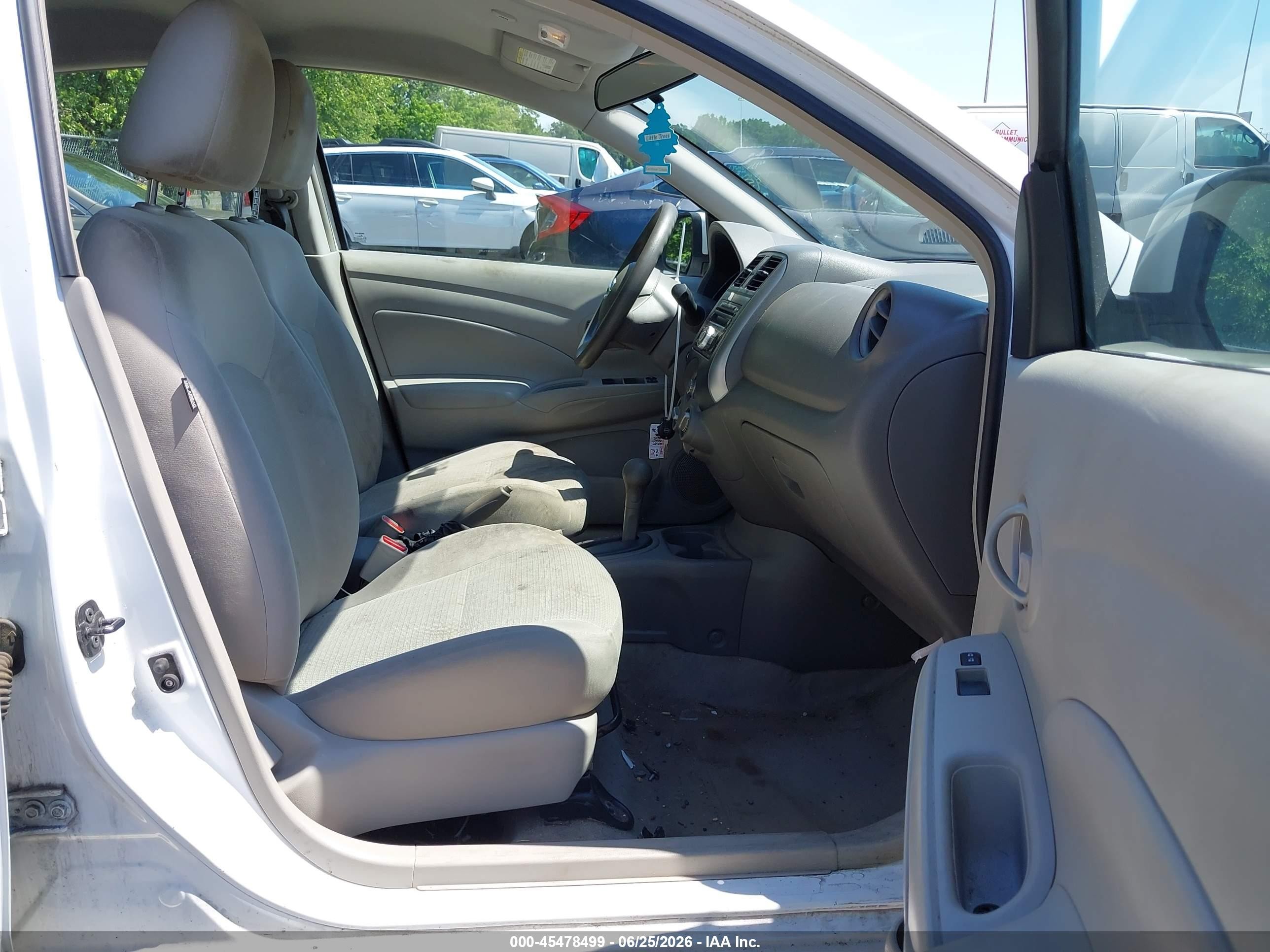 2012 Nissan Versa 1.6 Sv White vin: 3N1CN7AP1CL865086