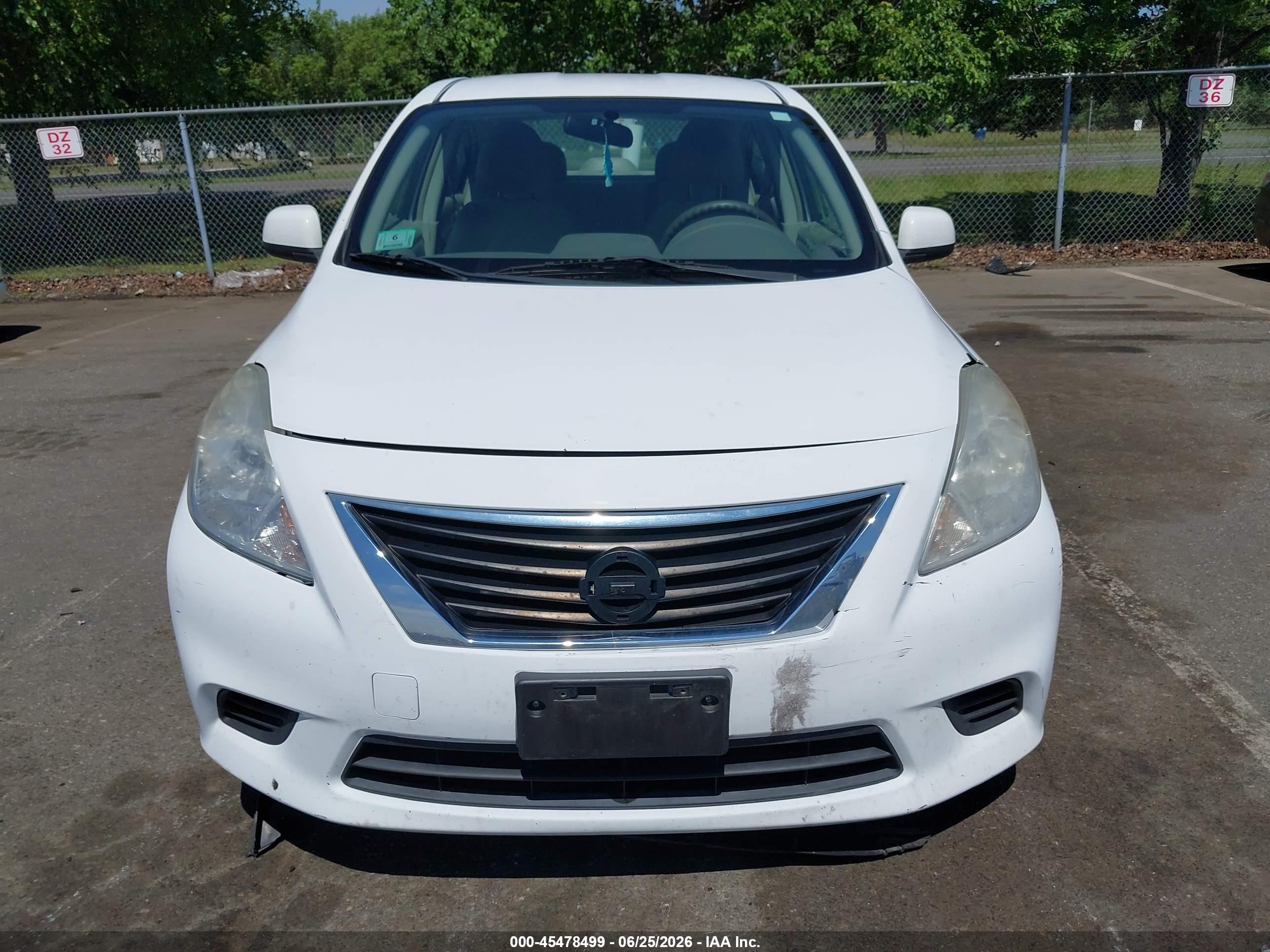2012 Nissan Versa 1.6 Sv White vin: 3N1CN7AP1CL865086