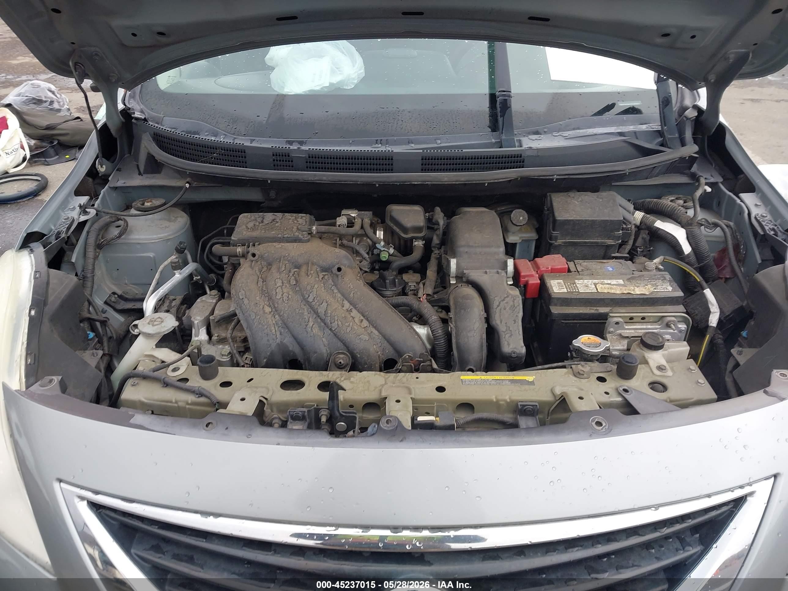 2012 Nissan Versa 1.6 Sv Silver vin: 3N1CN7AP1CL921639