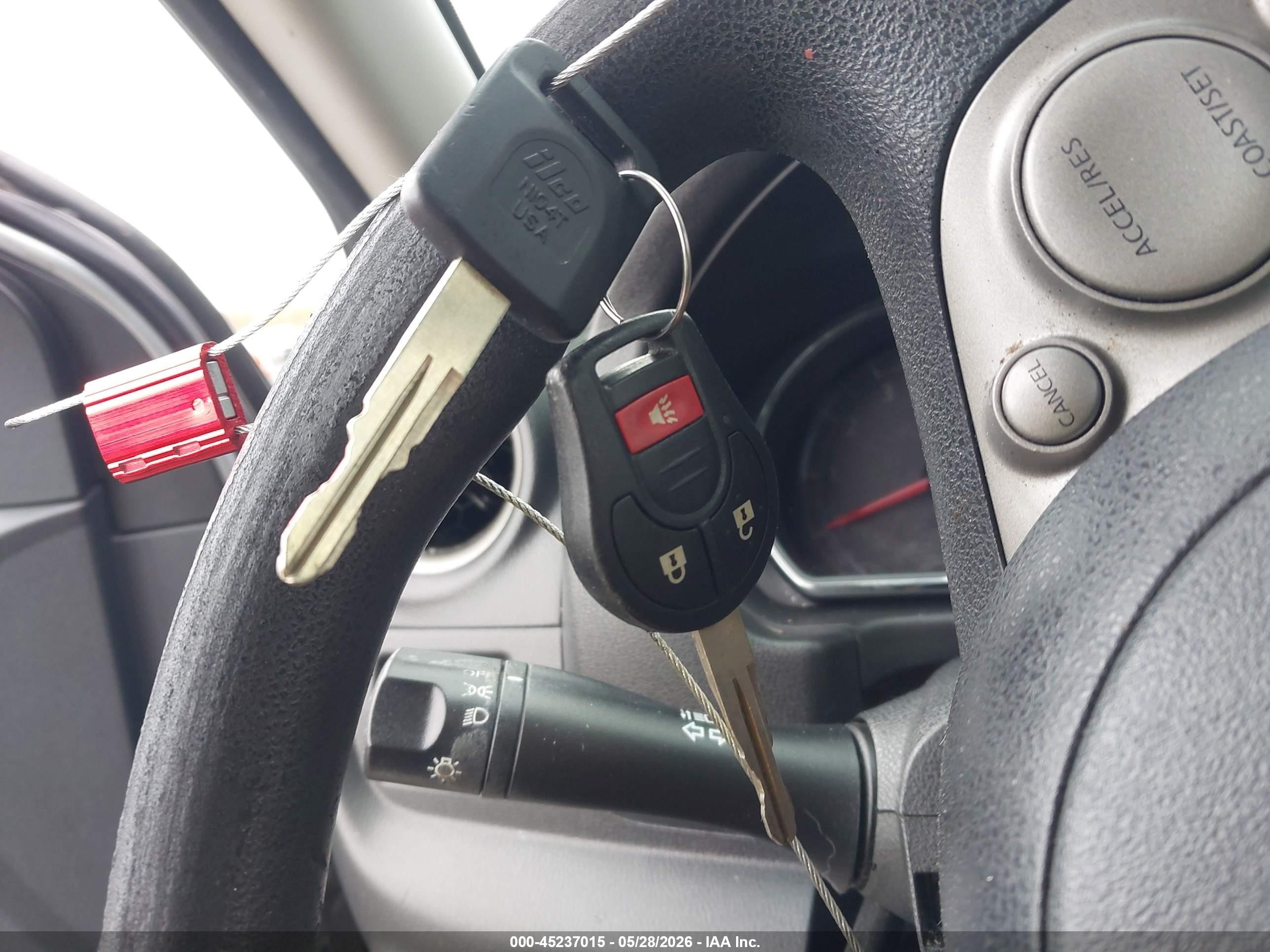 2012 Nissan Versa 1.6 Sv Silver vin: 3N1CN7AP1CL921639