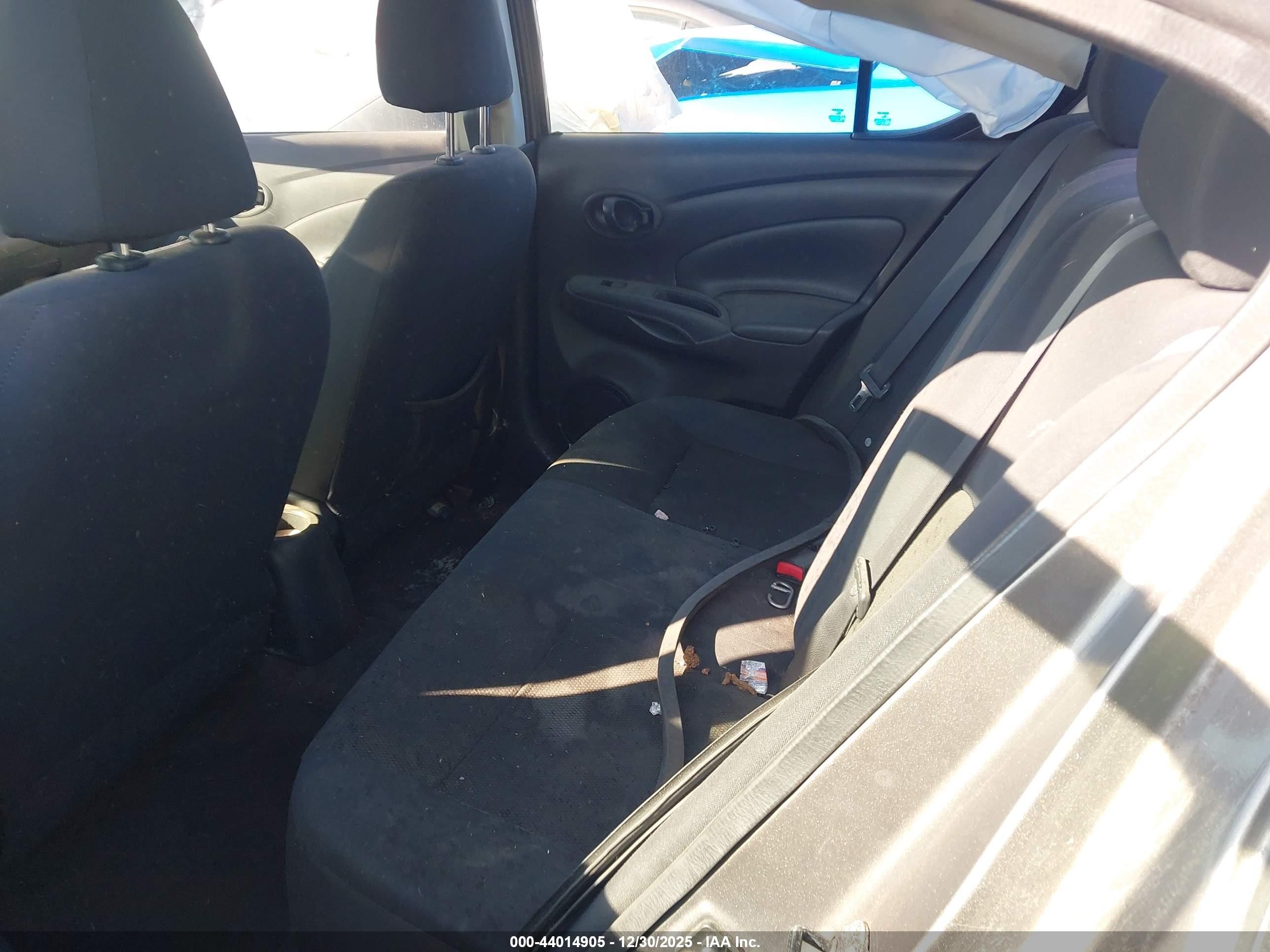 2012 Nissan Versa 1.6 Sv Gray vin: 3N1CN7AP1CL923794