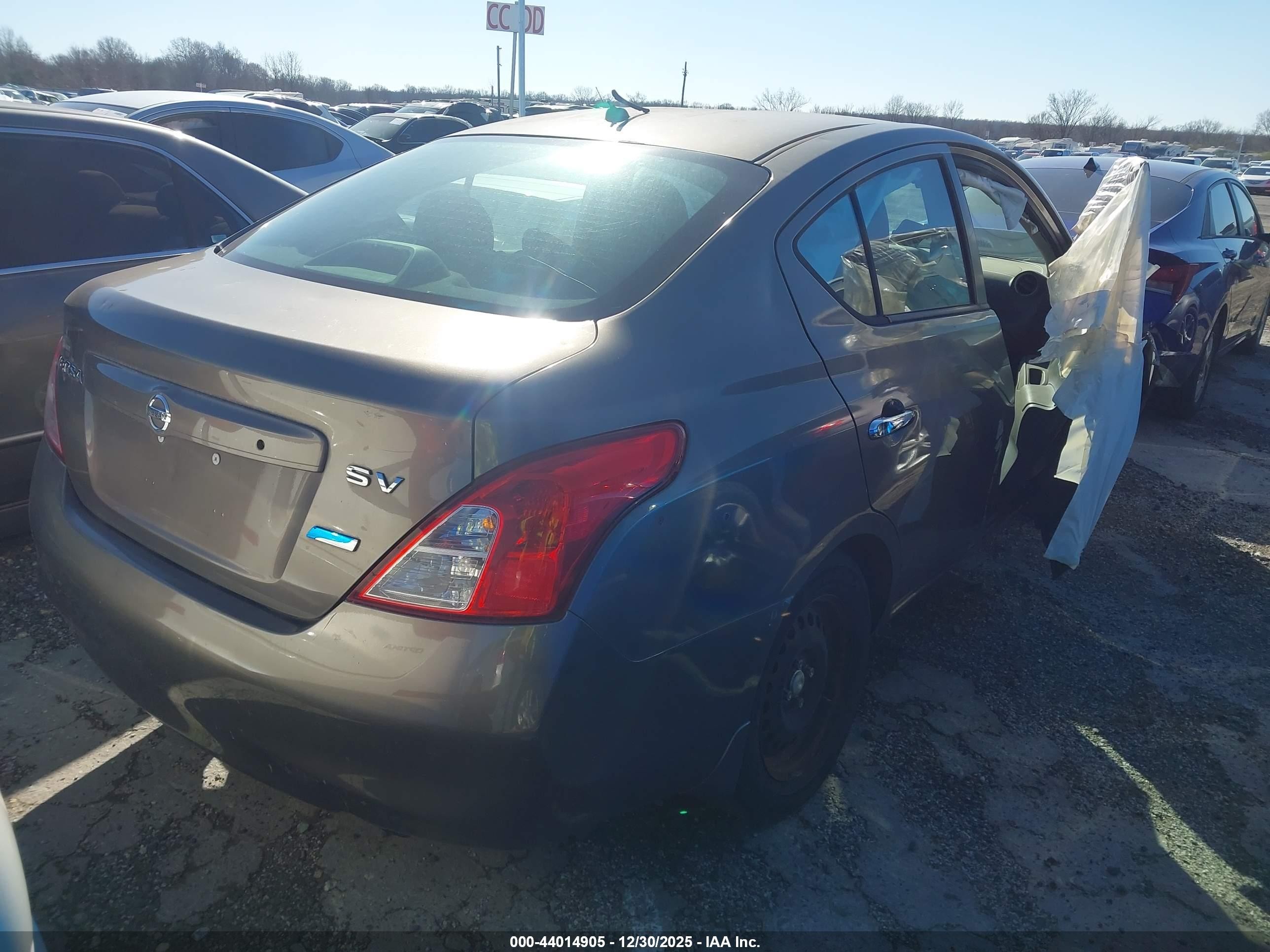2012 Nissan Versa 1.6 Sv Gray vin: 3N1CN7AP1CL923794