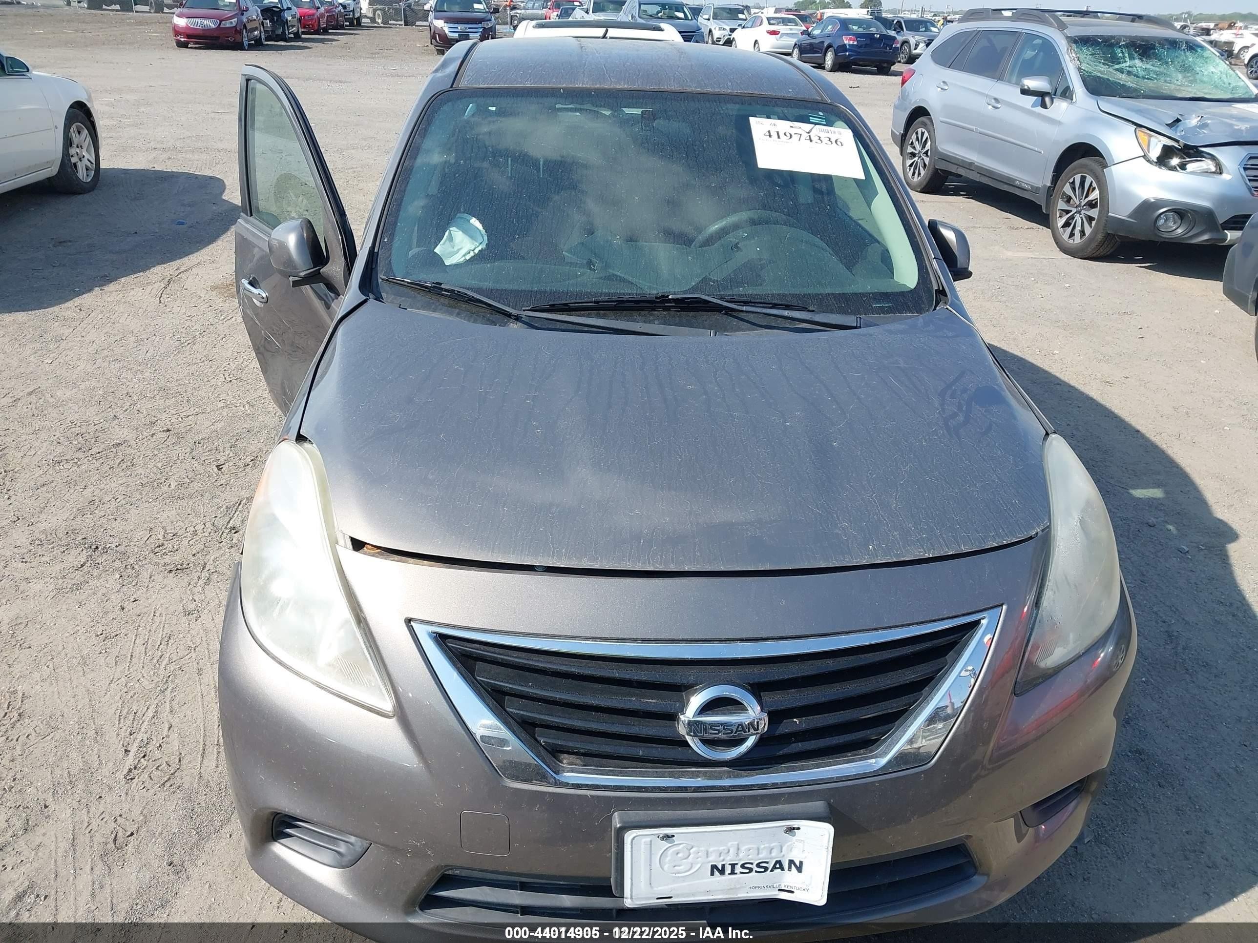 2012 Nissan Versa 1.6 Sv Gray vin: 3N1CN7AP1CL923794