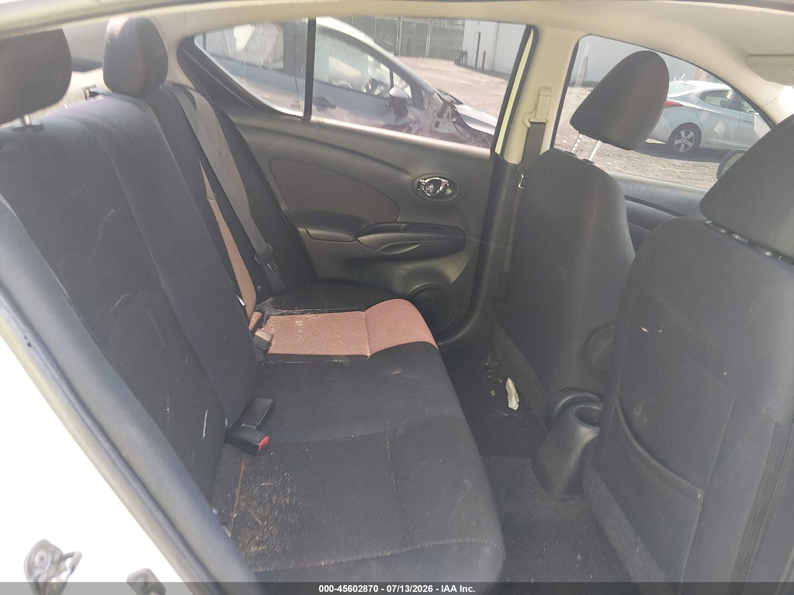 2013 Nissan Versa 1.6 Sv White vin: 3N1CN7AP1DL831098