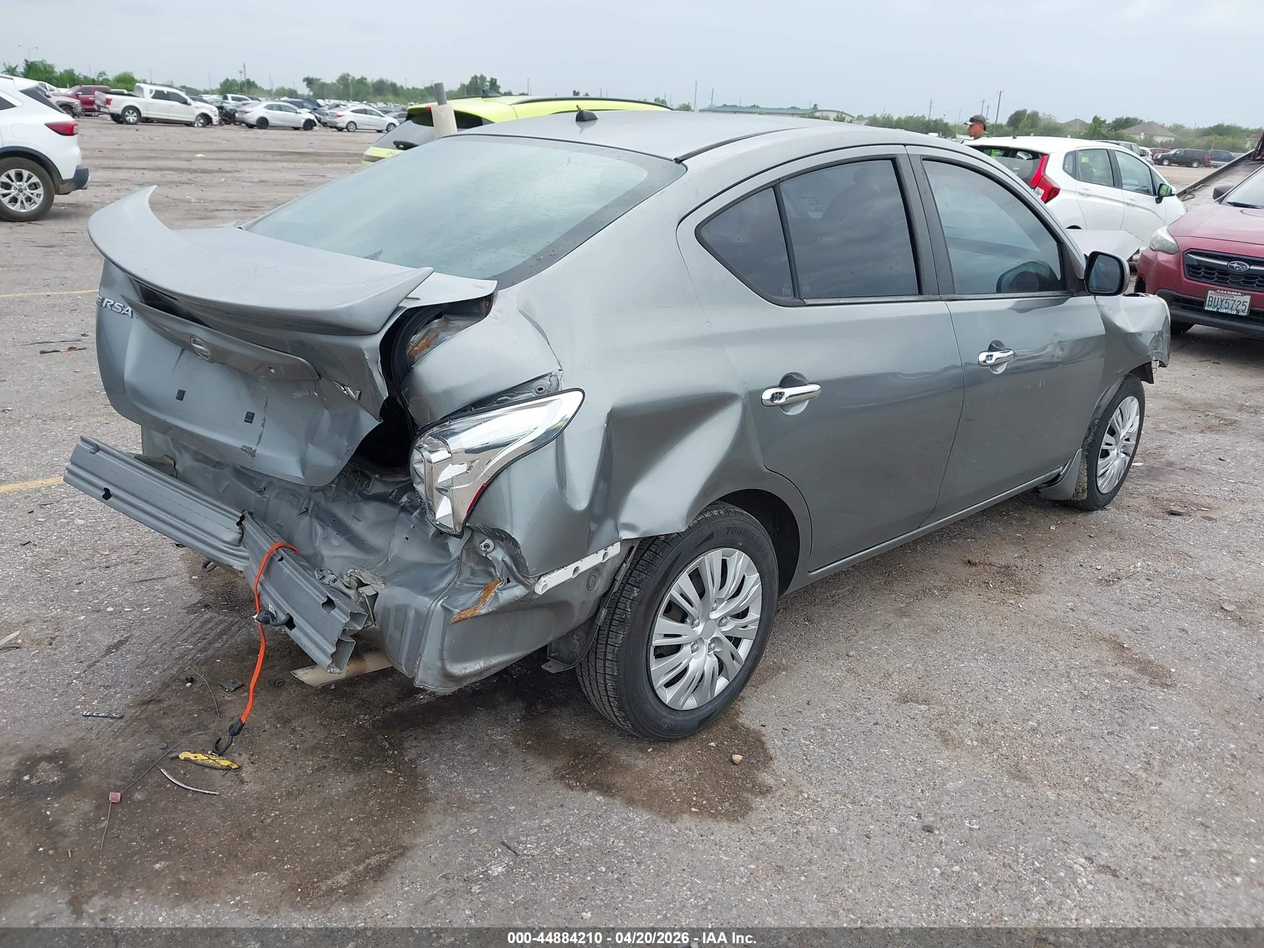 2013 Nissan Versa 1.6 Sv Gray vin: 3N1CN7AP1DL833952