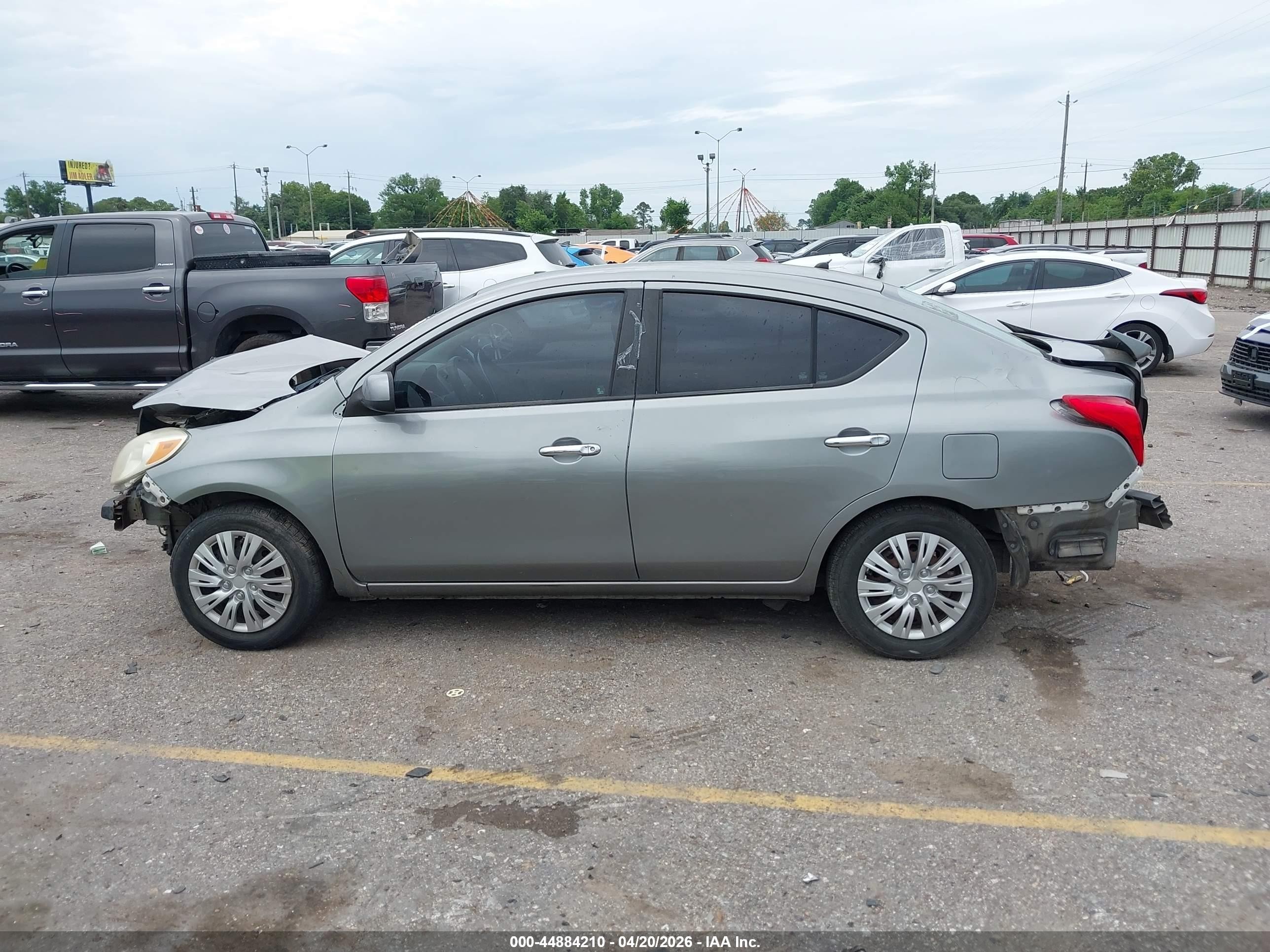 2013 Nissan Versa 1.6 Sv Gray vin: 3N1CN7AP1DL833952