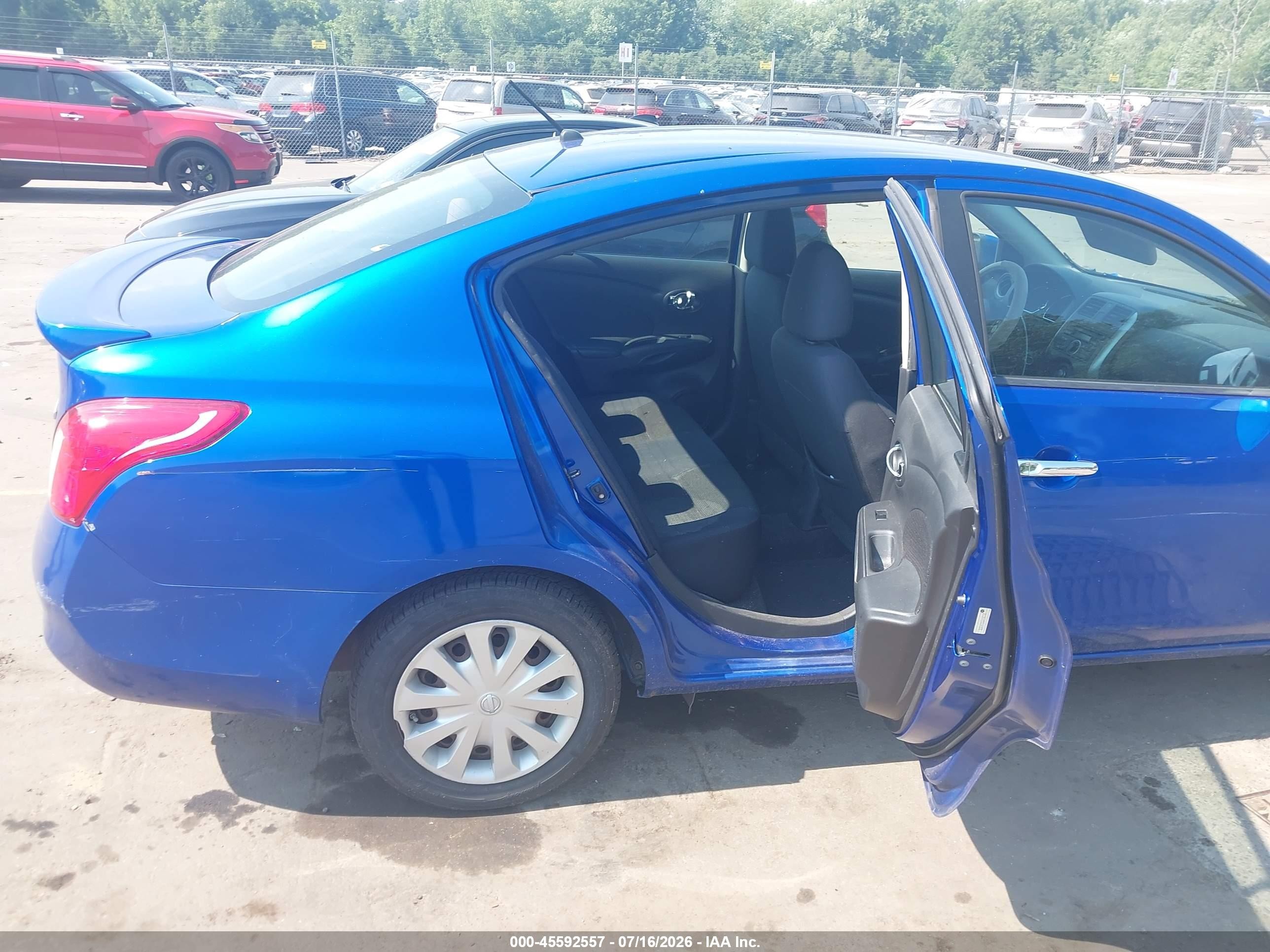 2013 Nissan Versa 1.6 Sv Blue vin: 3N1CN7AP1DL843882