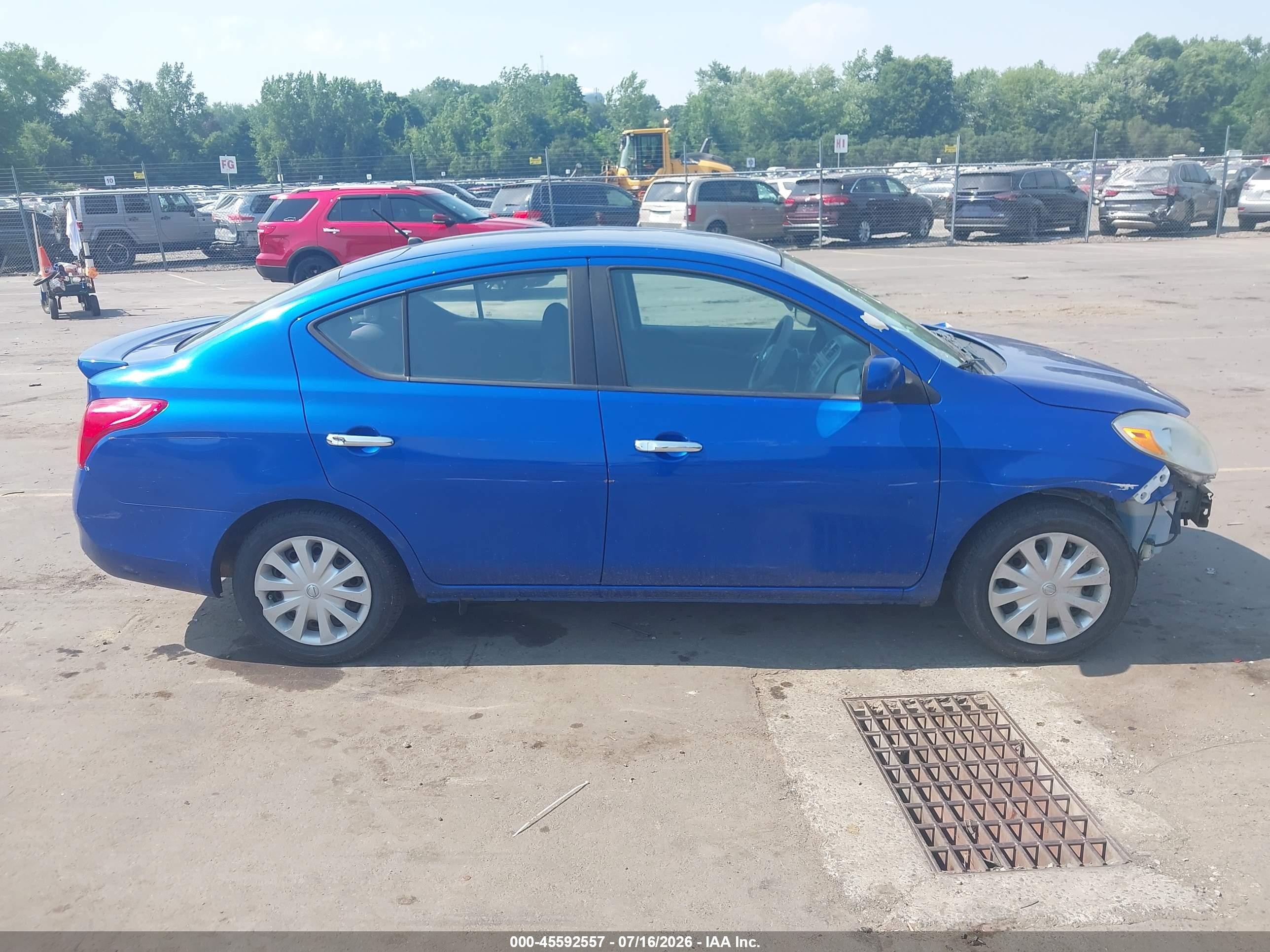 2013 Nissan Versa 1.6 Sv Blue vin: 3N1CN7AP1DL843882
