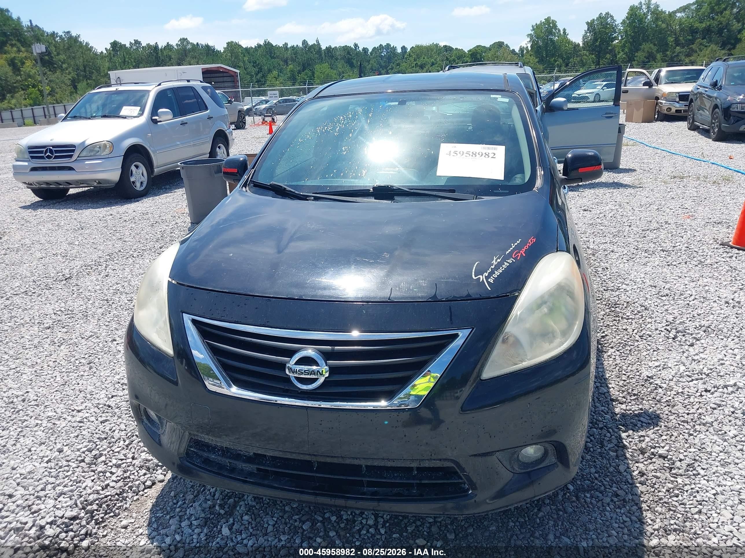 2013 Nissan Versa 1.6 Sl Черный vin: 3N1CN7AP1DL851674