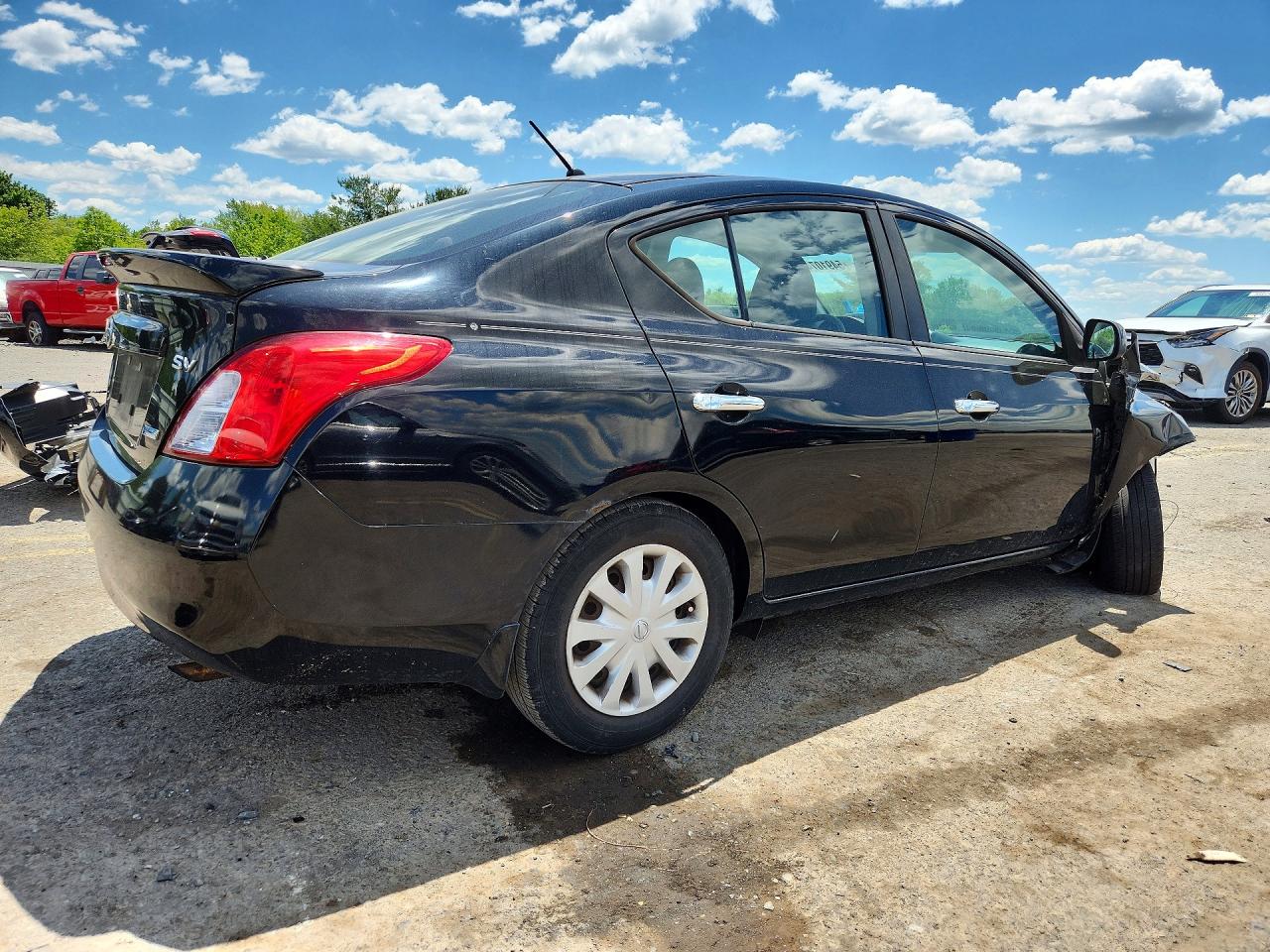 2013 Nissan Versa Black vin: 3N1CN7AP1DL857250