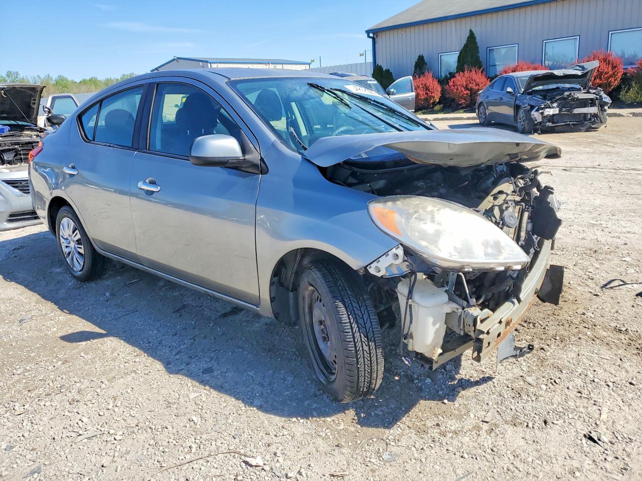 2013 Nissan Versa 1.6 S Silver vin: 3N1CN7AP1DL885145