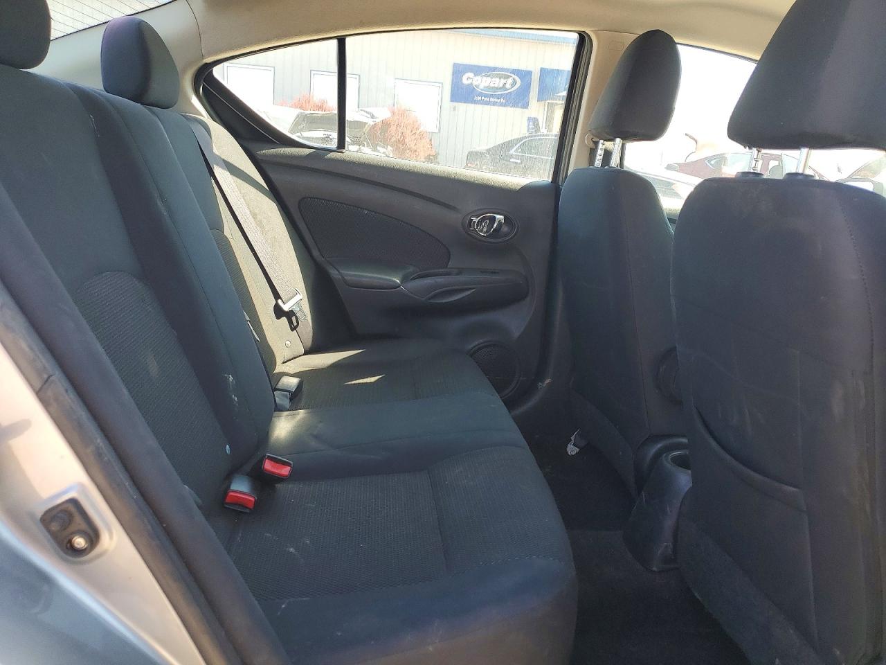 2013 Nissan Versa 1.6 S Silver vin: 3N1CN7AP1DL885145