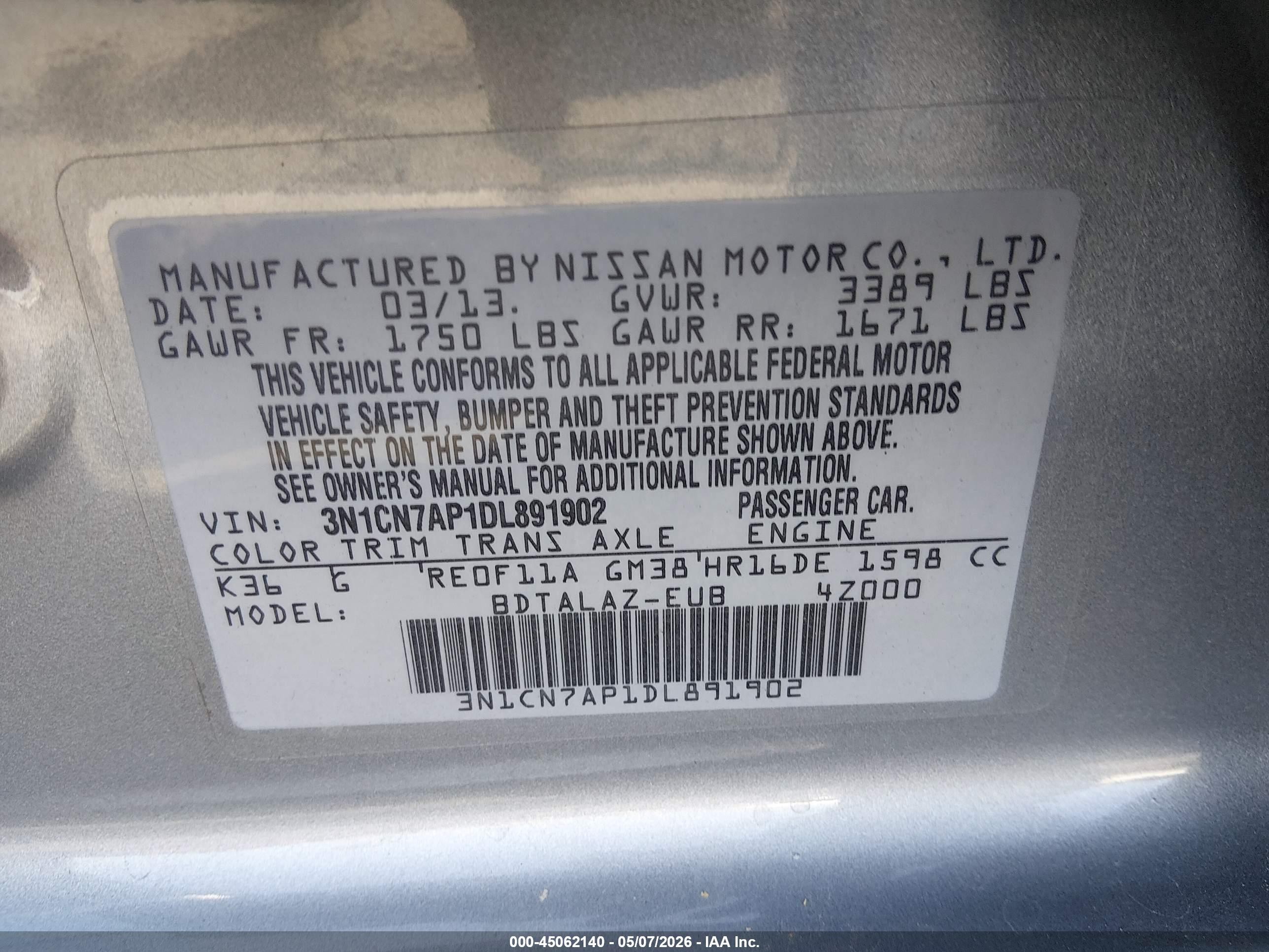 2013 Nissan Versa 1.6 S+ Серебряный vin: 3N1CN7AP1DL891902