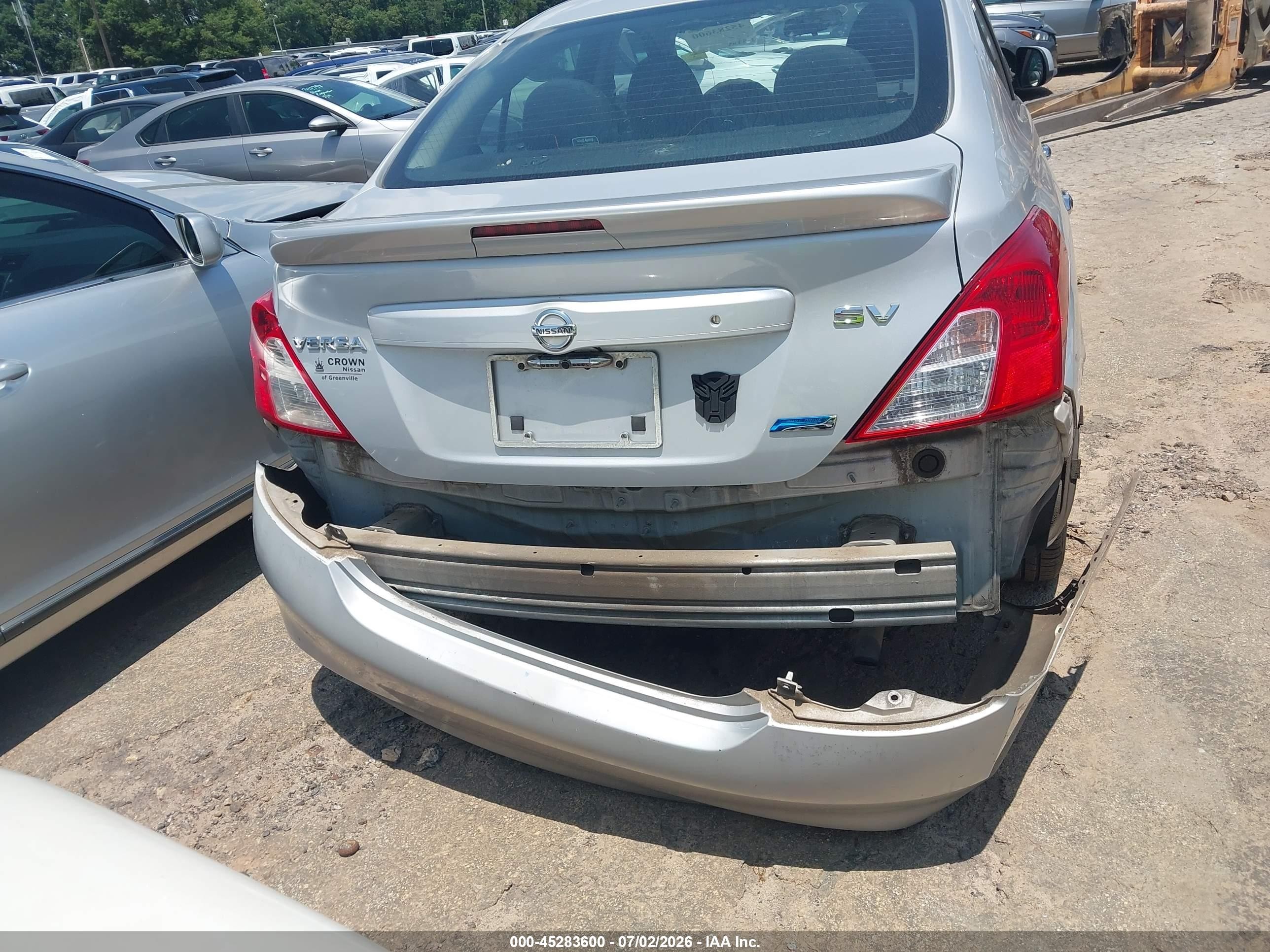 2014 Nissan Versa 1.6 Sv Silver vin: 3N1CN7AP1EK445966