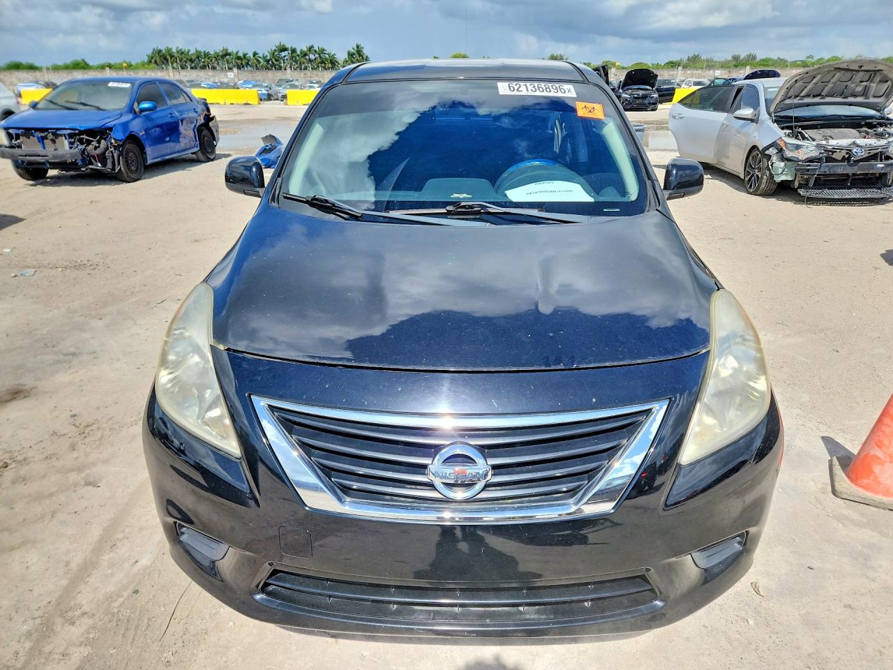 2014 Nissan Versa 1.6 S Black vin: 3N1CN7AP1EL832365