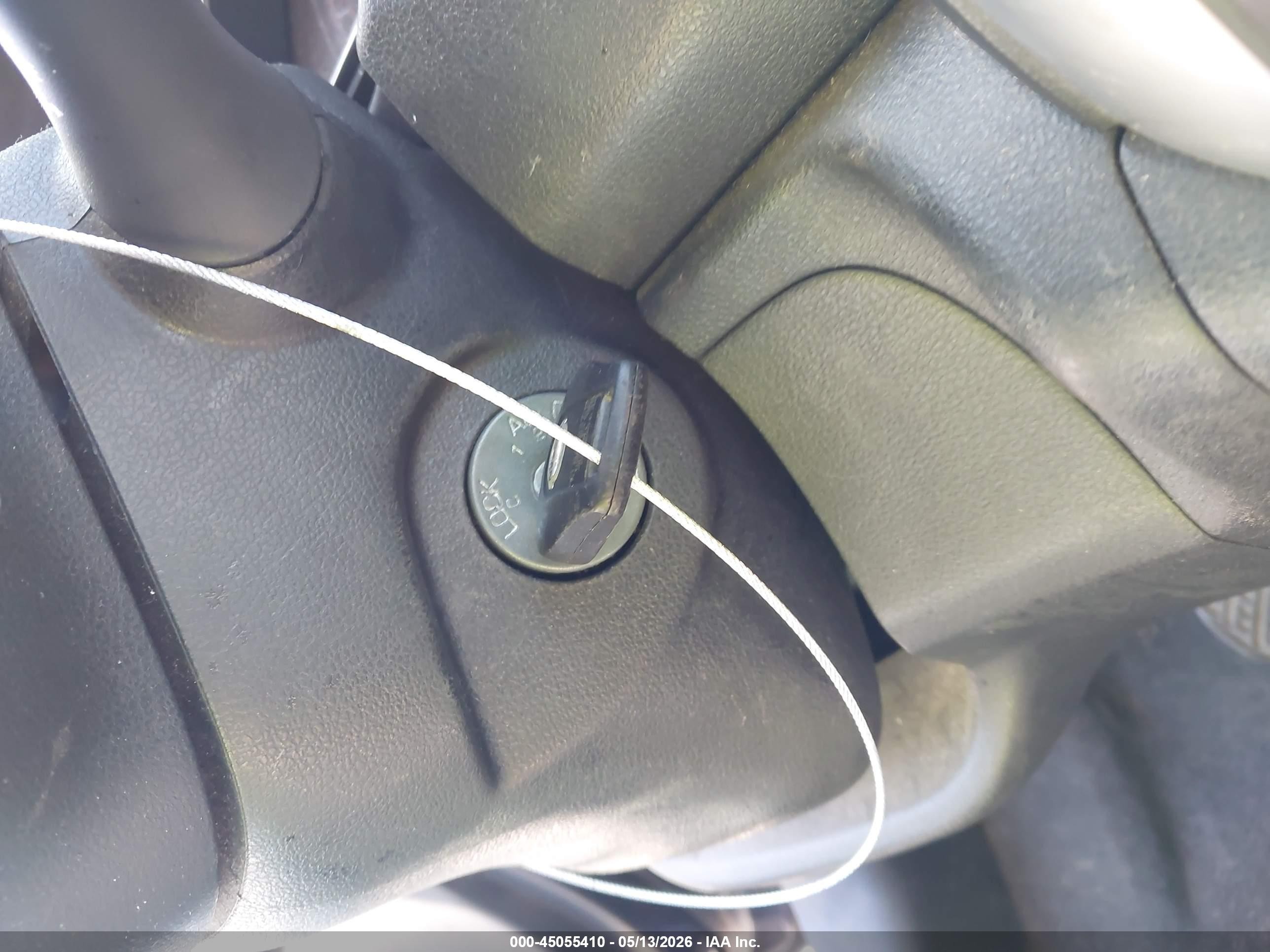 2014 Nissan Versa 1.6 Sv Синий vin: 3N1CN7AP1EL833306