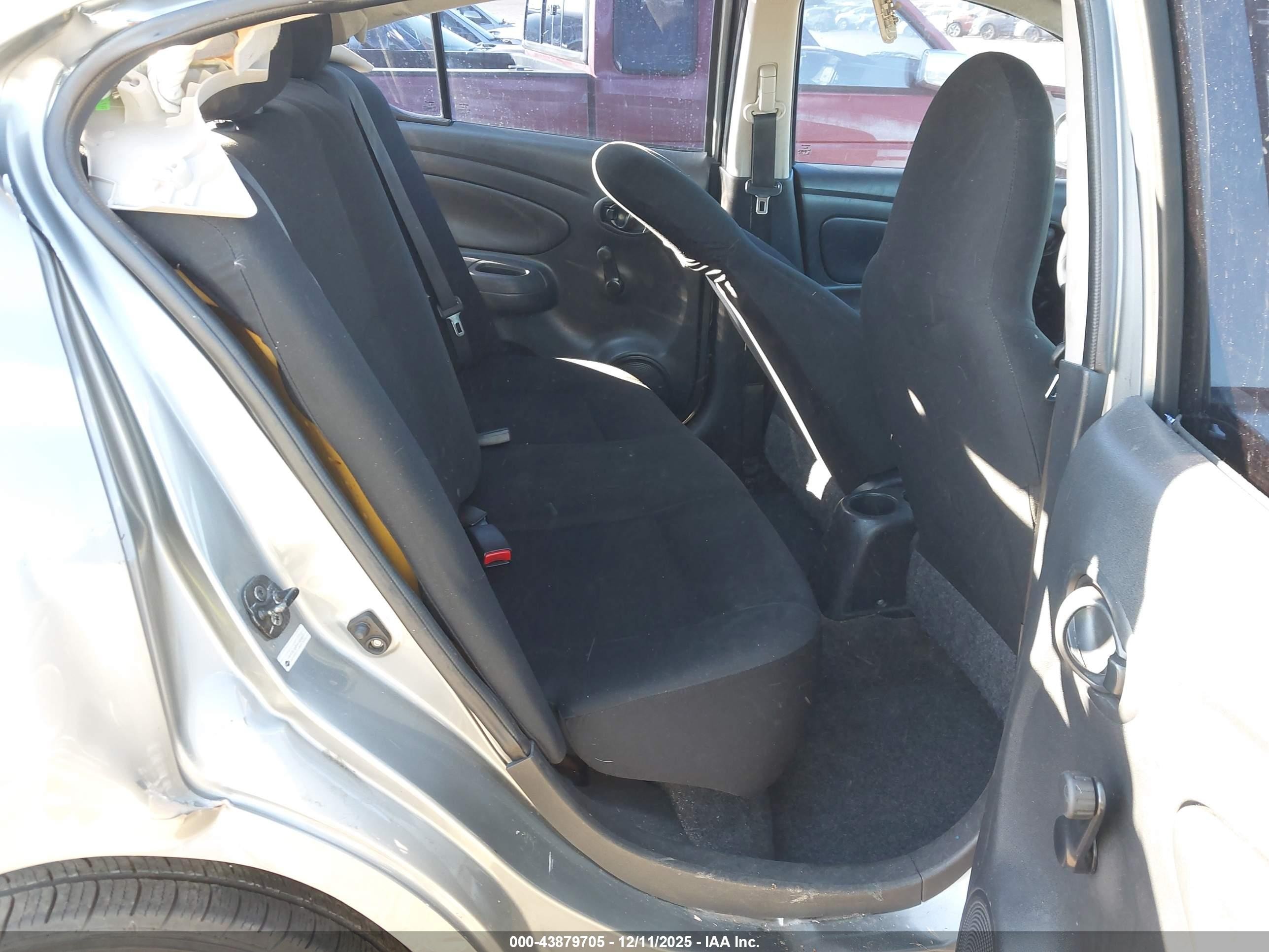 2014 Nissan Versa 1.6 S Gray vin: 3N1CN7AP1EL845407