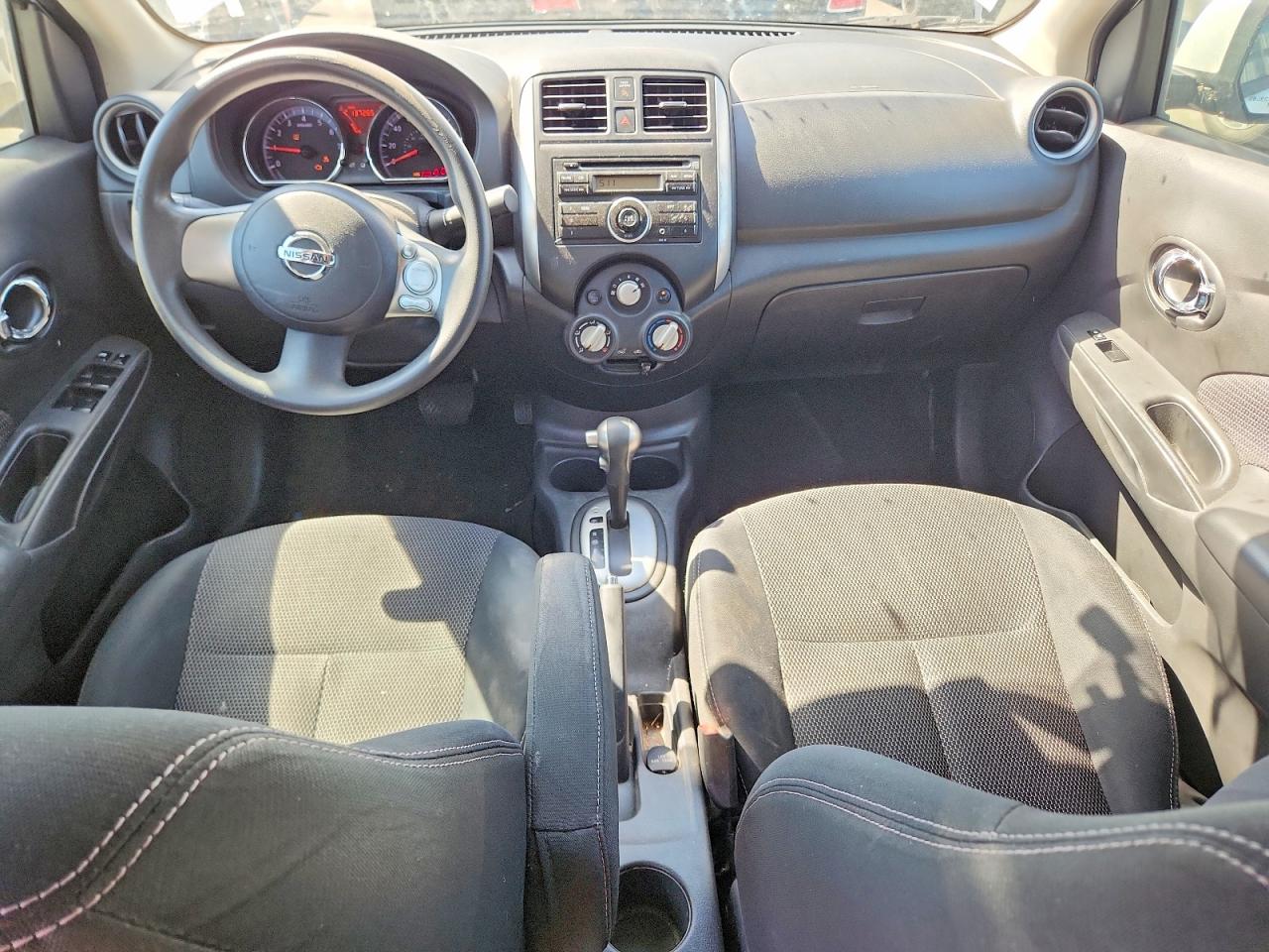 2014 Nissan Versa 1.6 Sv Белый vin: 3N1CN7AP1EL868024