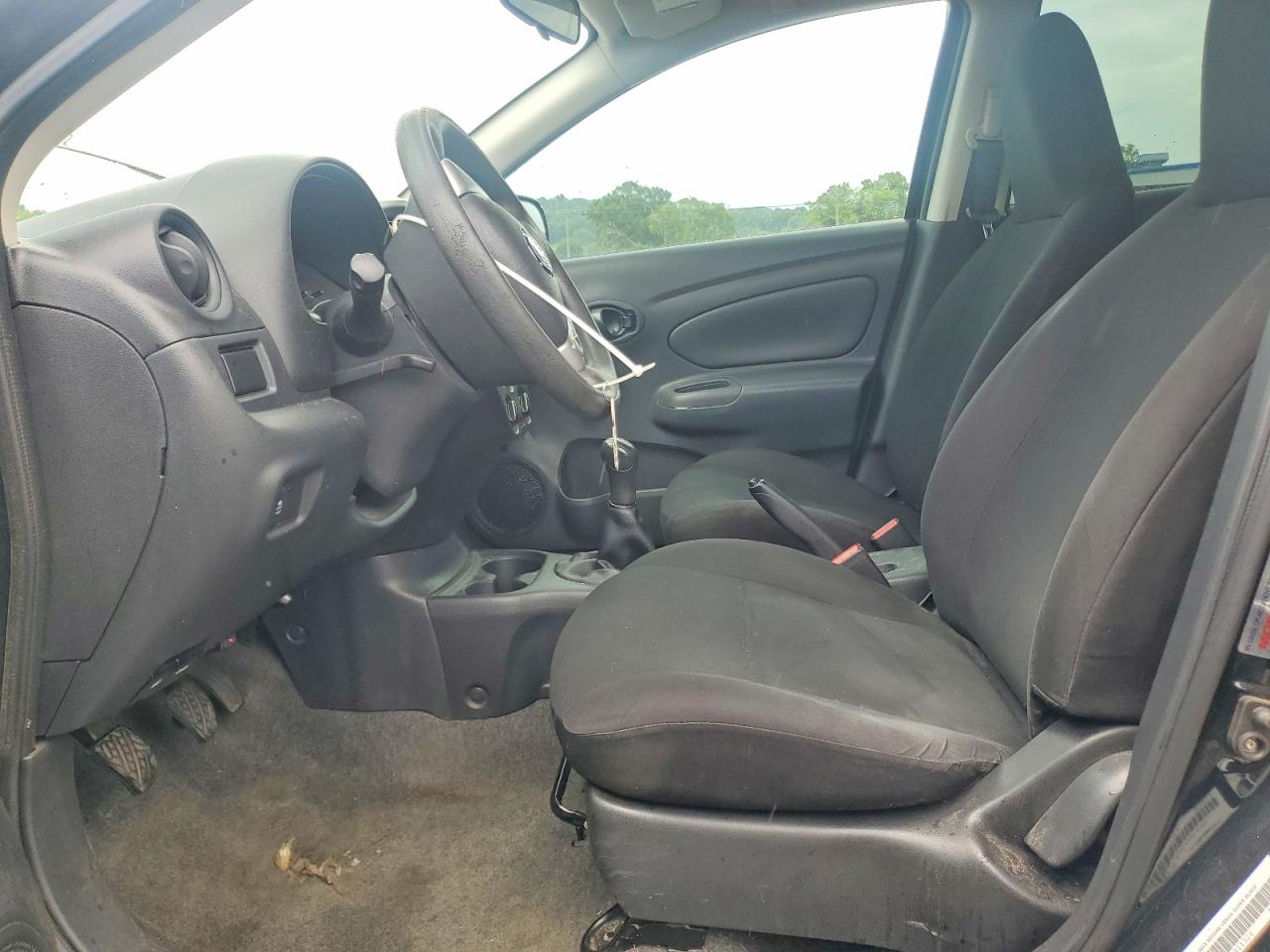 2015 Nissan Versa 1.6 S Черный vin: 3N1CN7AP1FL811324