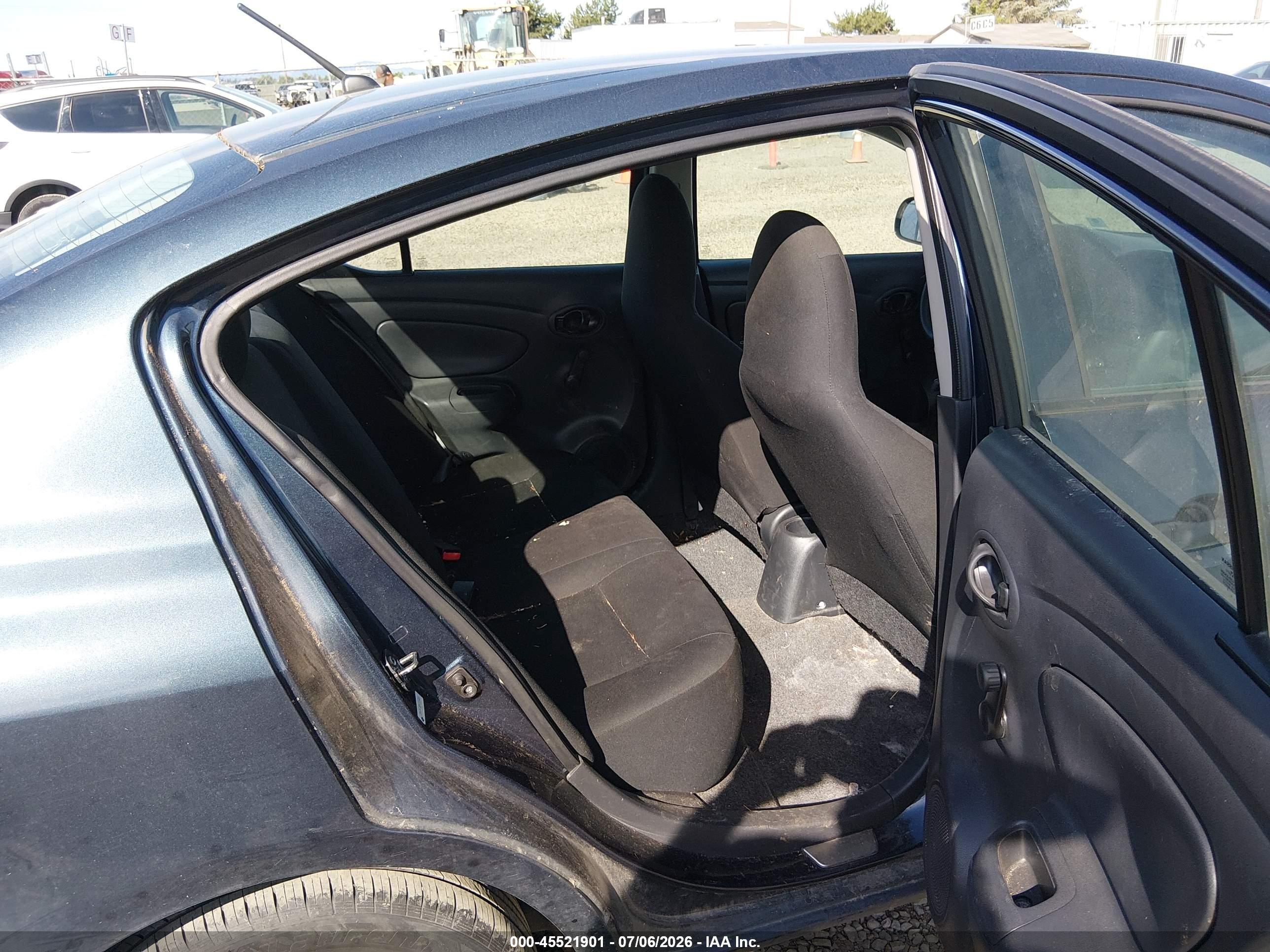 2015 Nissan Versa 1.6 S+ Black vin: 3N1CN7AP1FL829113