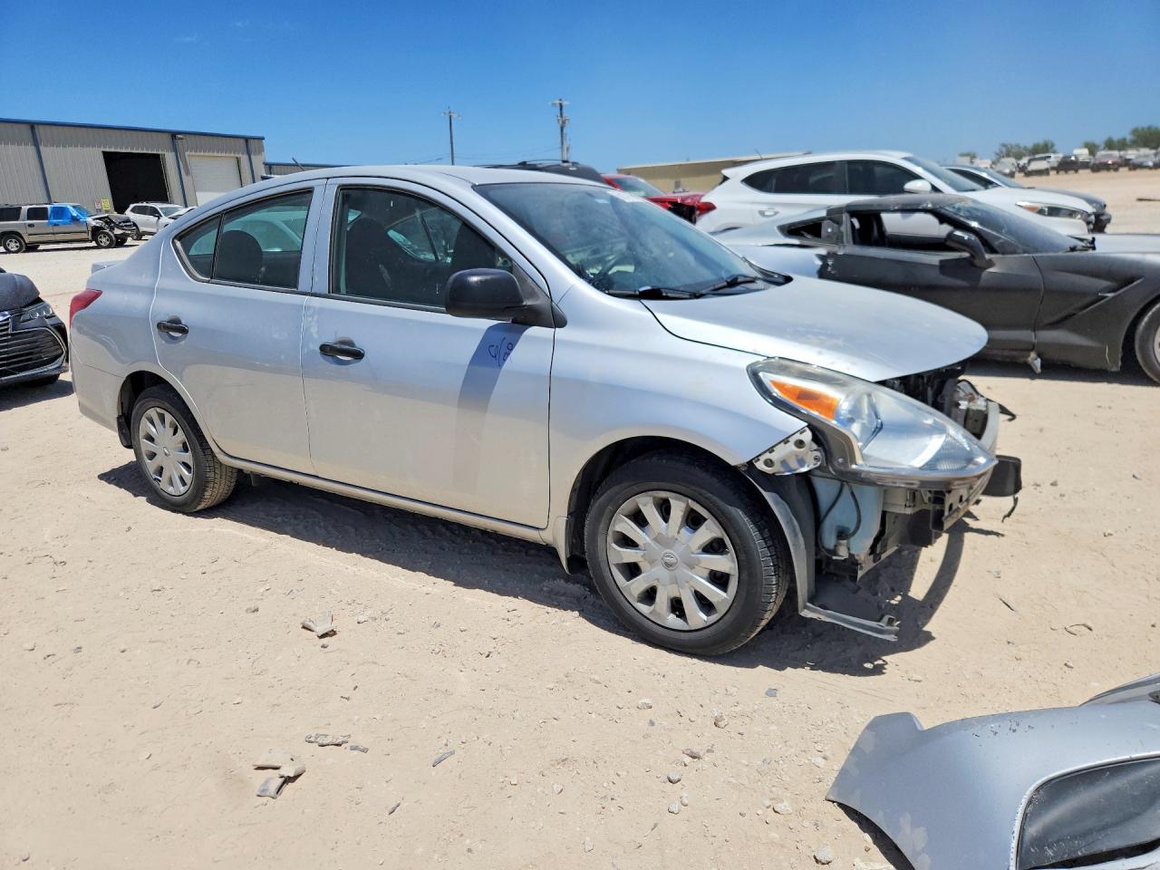 2015 Nissan Versa 1.6 S Plus Silver vin: 3N1CN7AP1FL836725