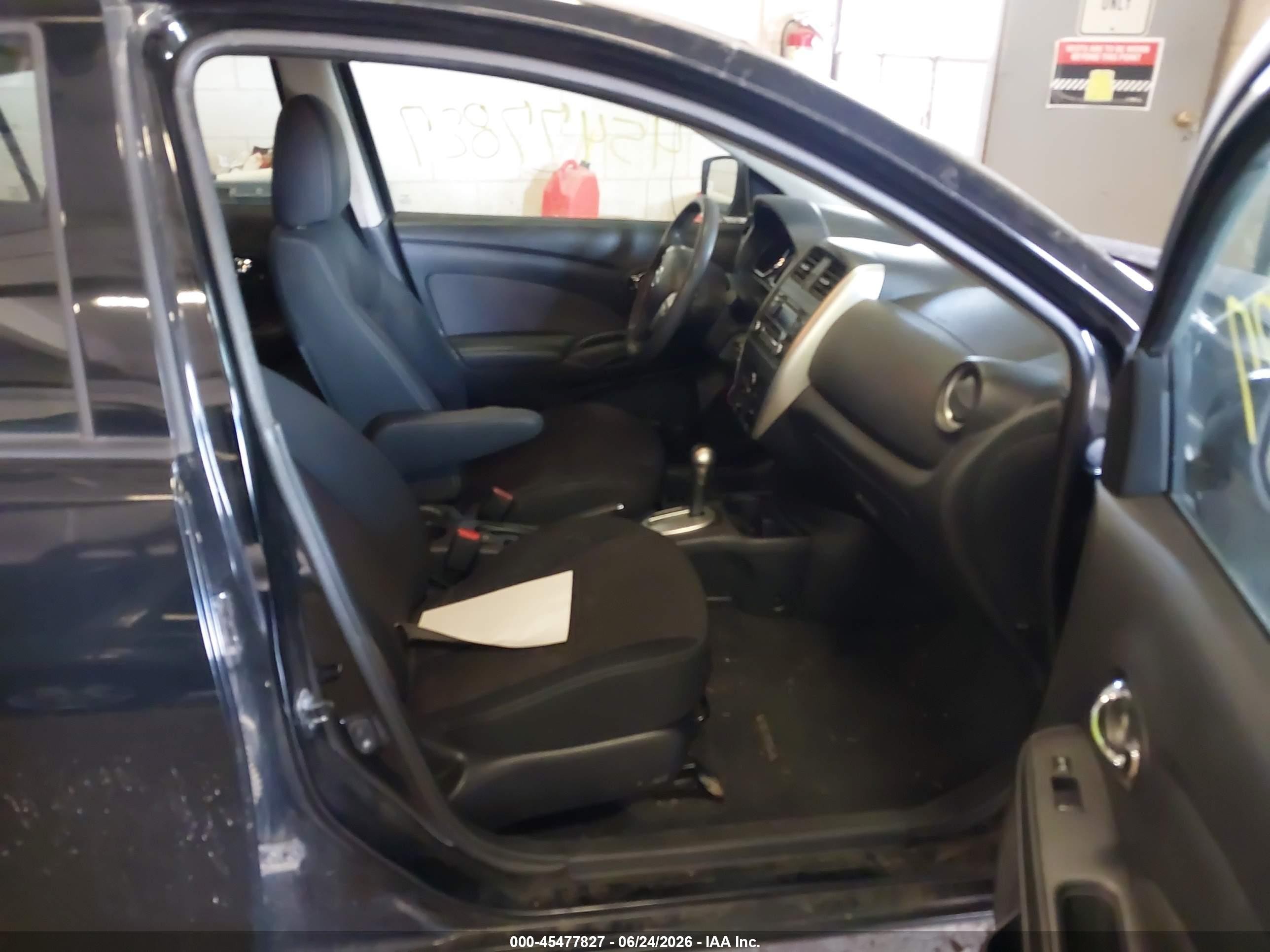 2015 Nissan Versa 1.6 Sv Black vin: 3N1CN7AP1FL854075