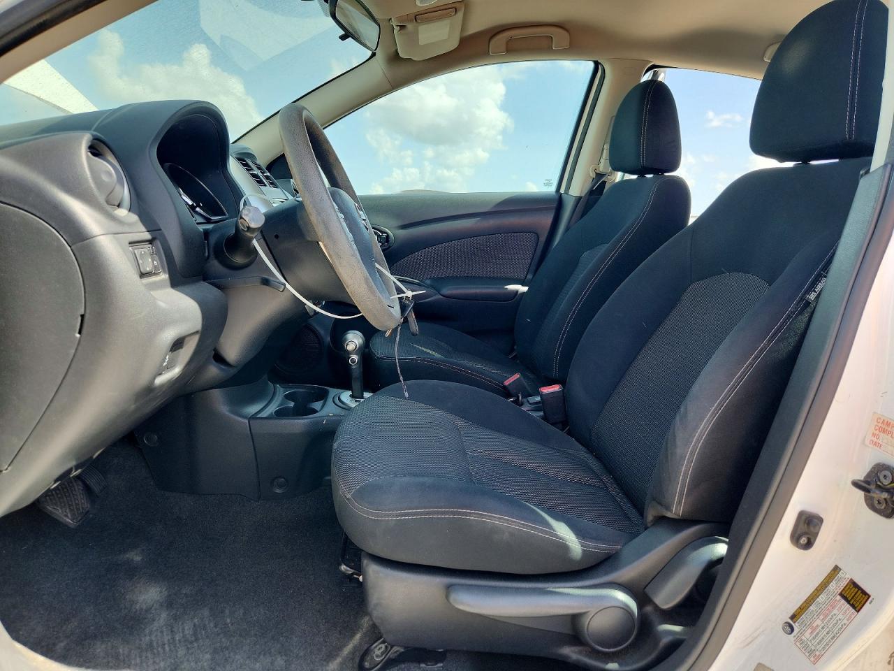 2015 Nissan Versa 1.6 Sv White vin: 3N1CN7AP1FL889327