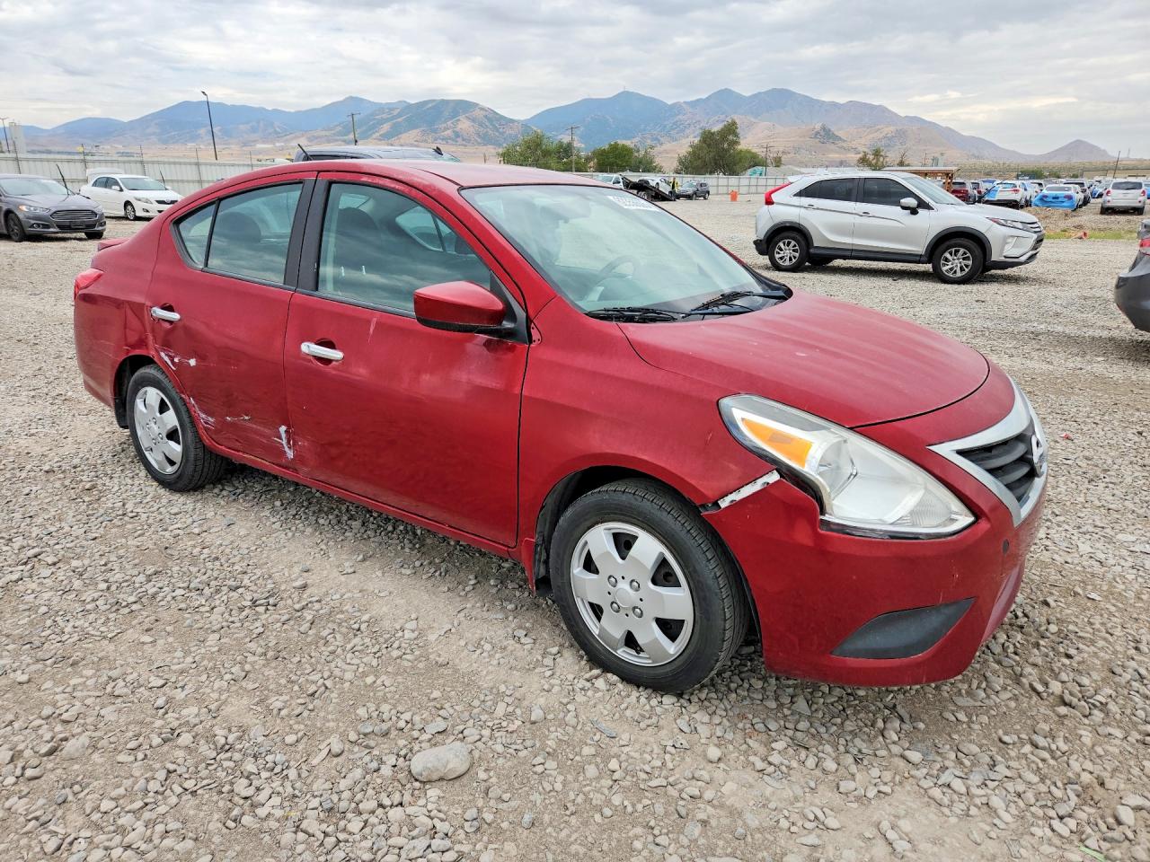 2015 Nissan Versa 1.6 Sv Red vin: 3N1CN7AP1FL889974
