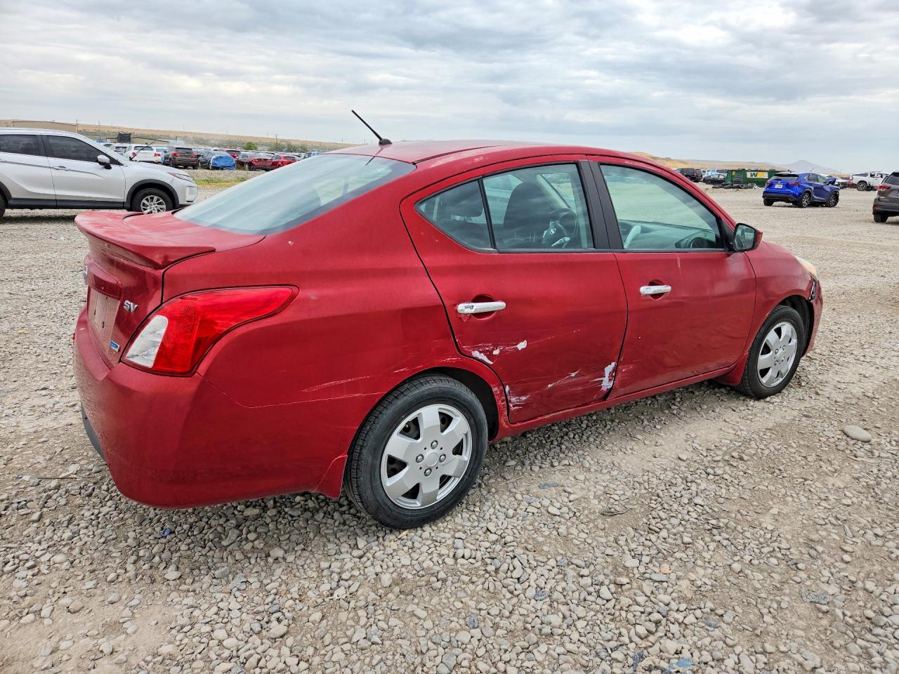 2015 Nissan Versa 1.6 Sv Red vin: 3N1CN7AP1FL889974