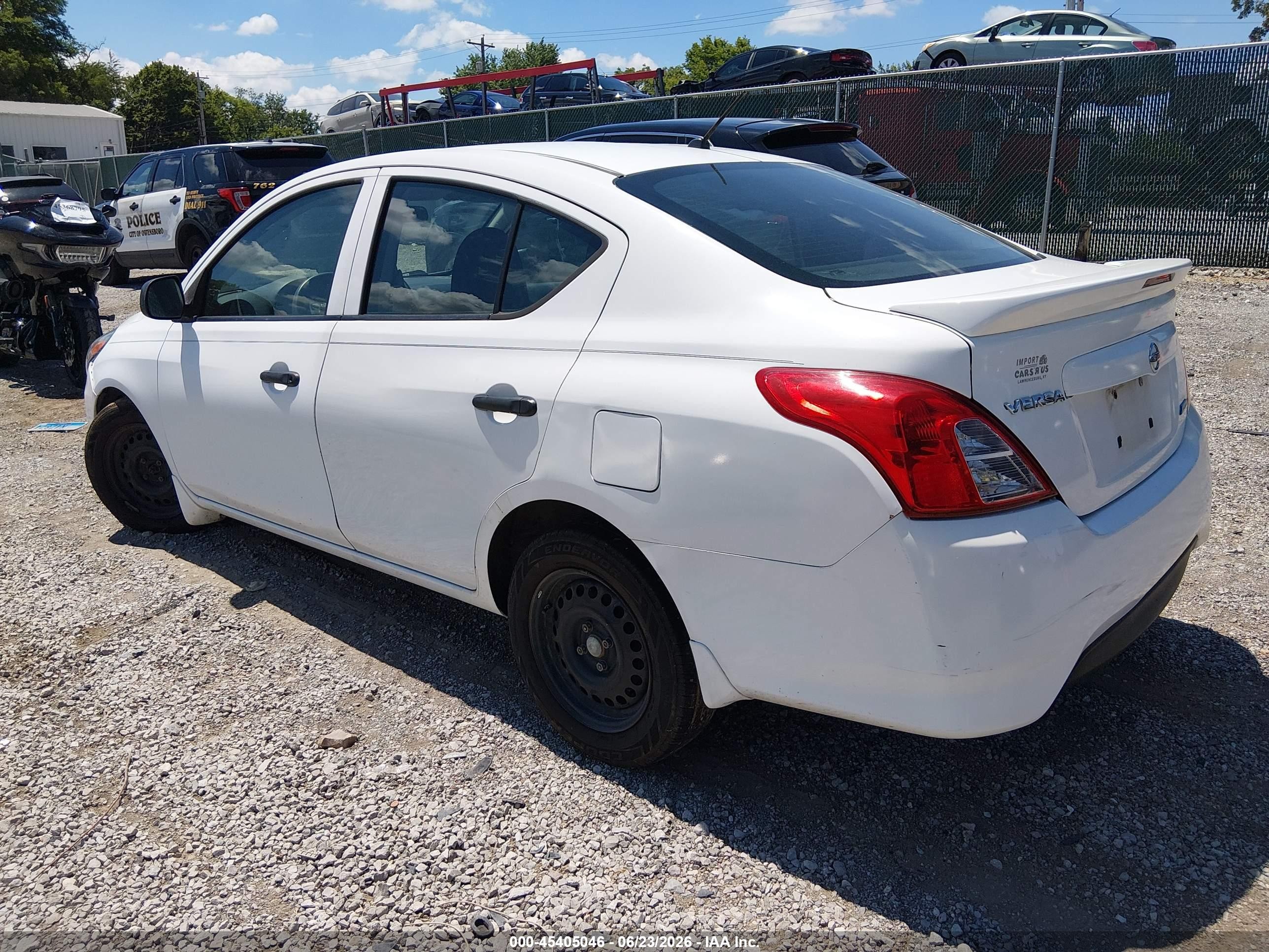 2015 Nissan Versa 1.6 S+ White vin: 3N1CN7AP1FL949347
