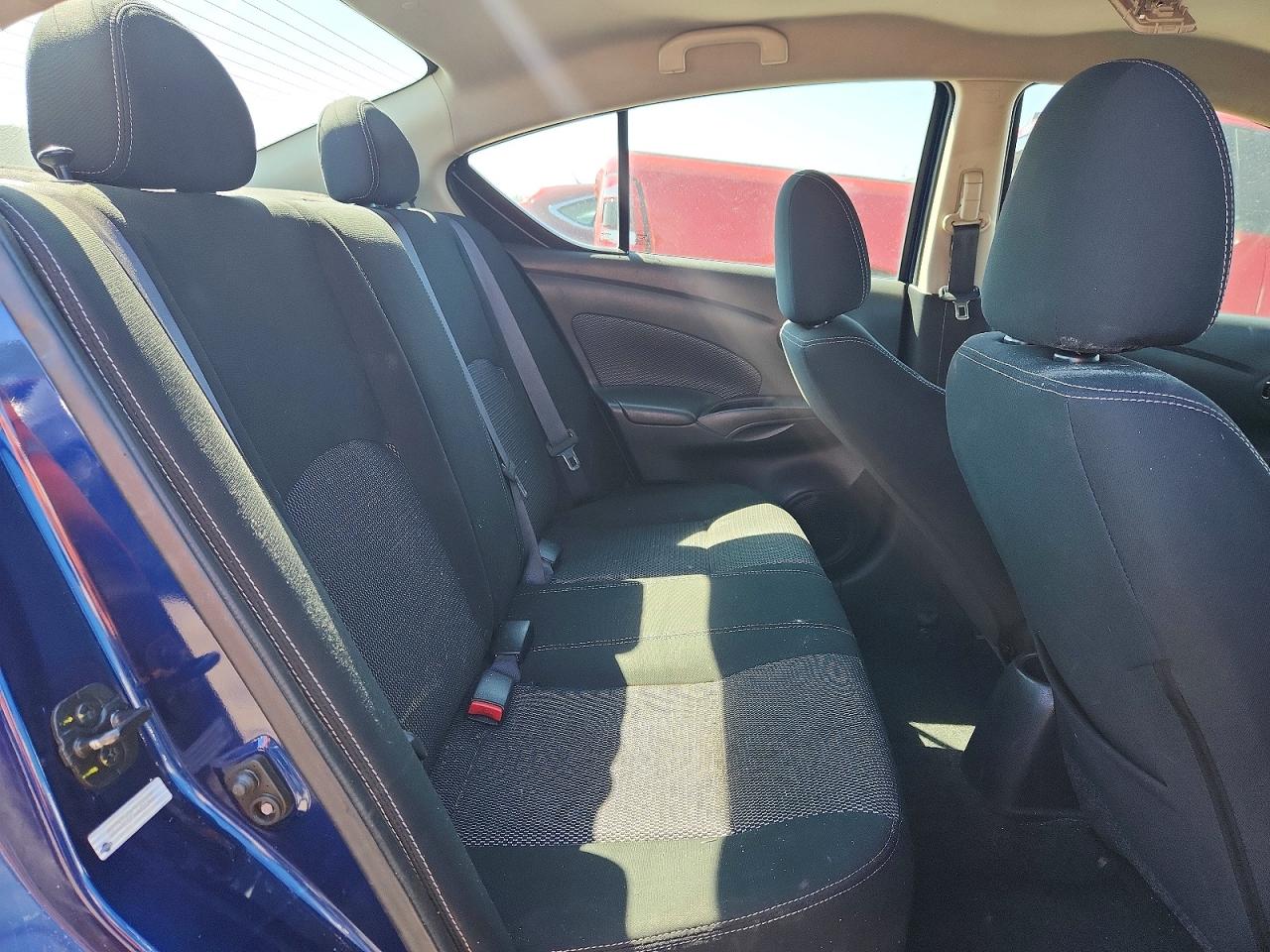 2018 Nissan Versa Sv Blue vin: 3N1CN7AP1JL800431