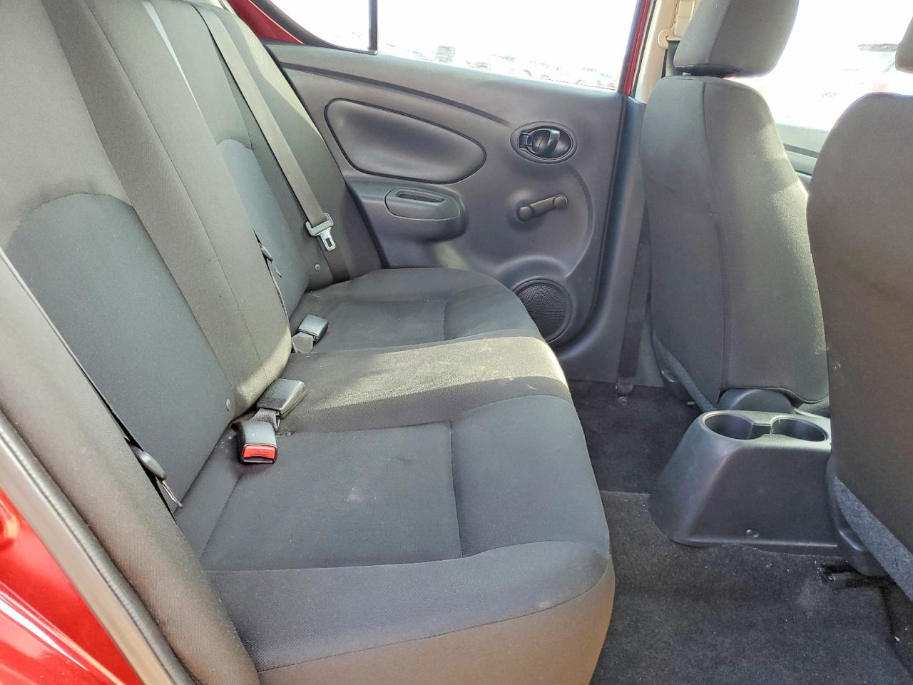 2018 Nissan Versa Красный vin: 3N1CN7AP1JL866977