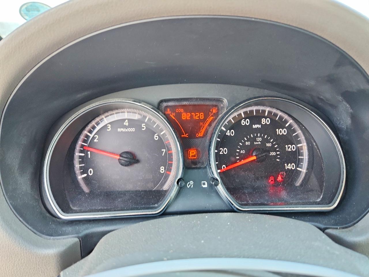 2012 Nissan Versa 1.6 S Серебряный vin: 3N1CN7AP2CL812185