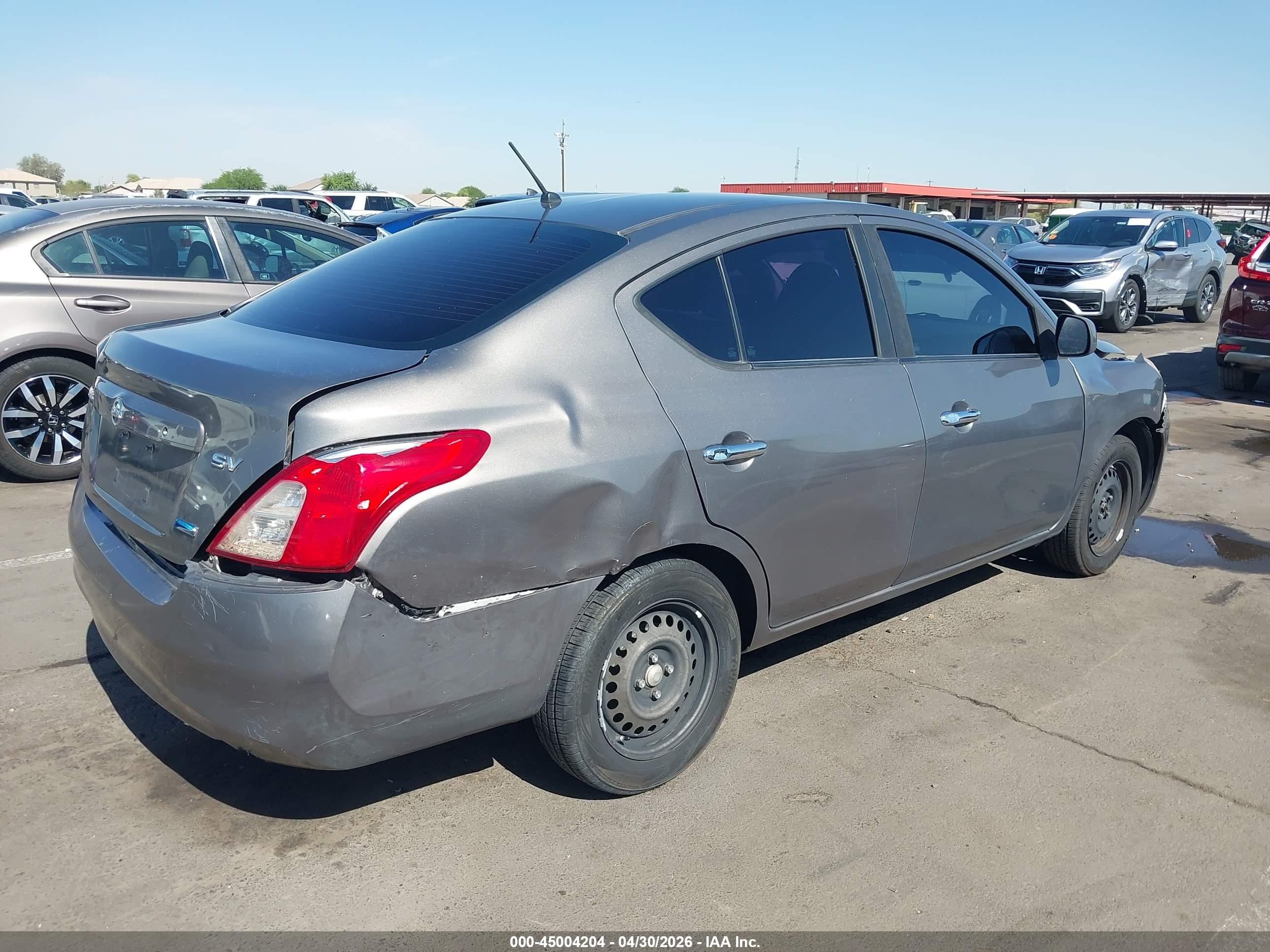 2012 Nissan Versa 1.6 Sv Серый vin: 3N1CN7AP2CL814535