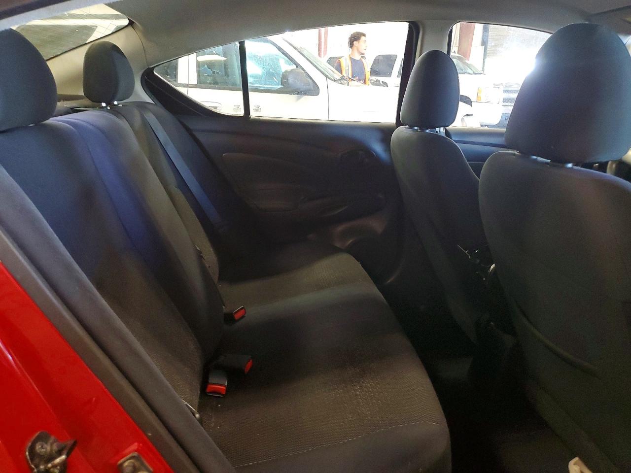 2012 Nissan Versa 1.6 S Красный vin: 3N1CN7AP2CL847017