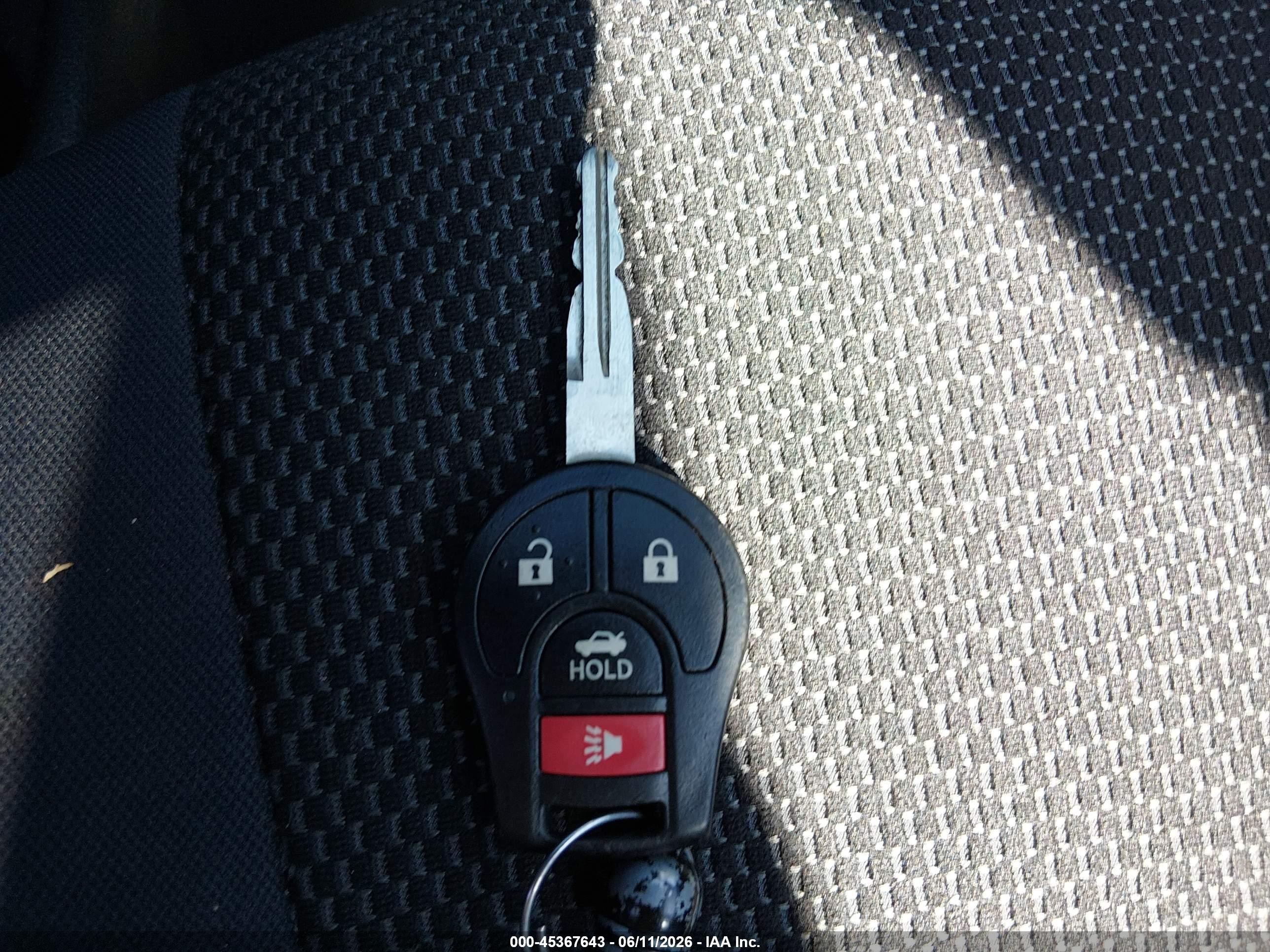 2012 Nissan Versa 1.6 Sv Серый vin: 3N1CN7AP2CL861760