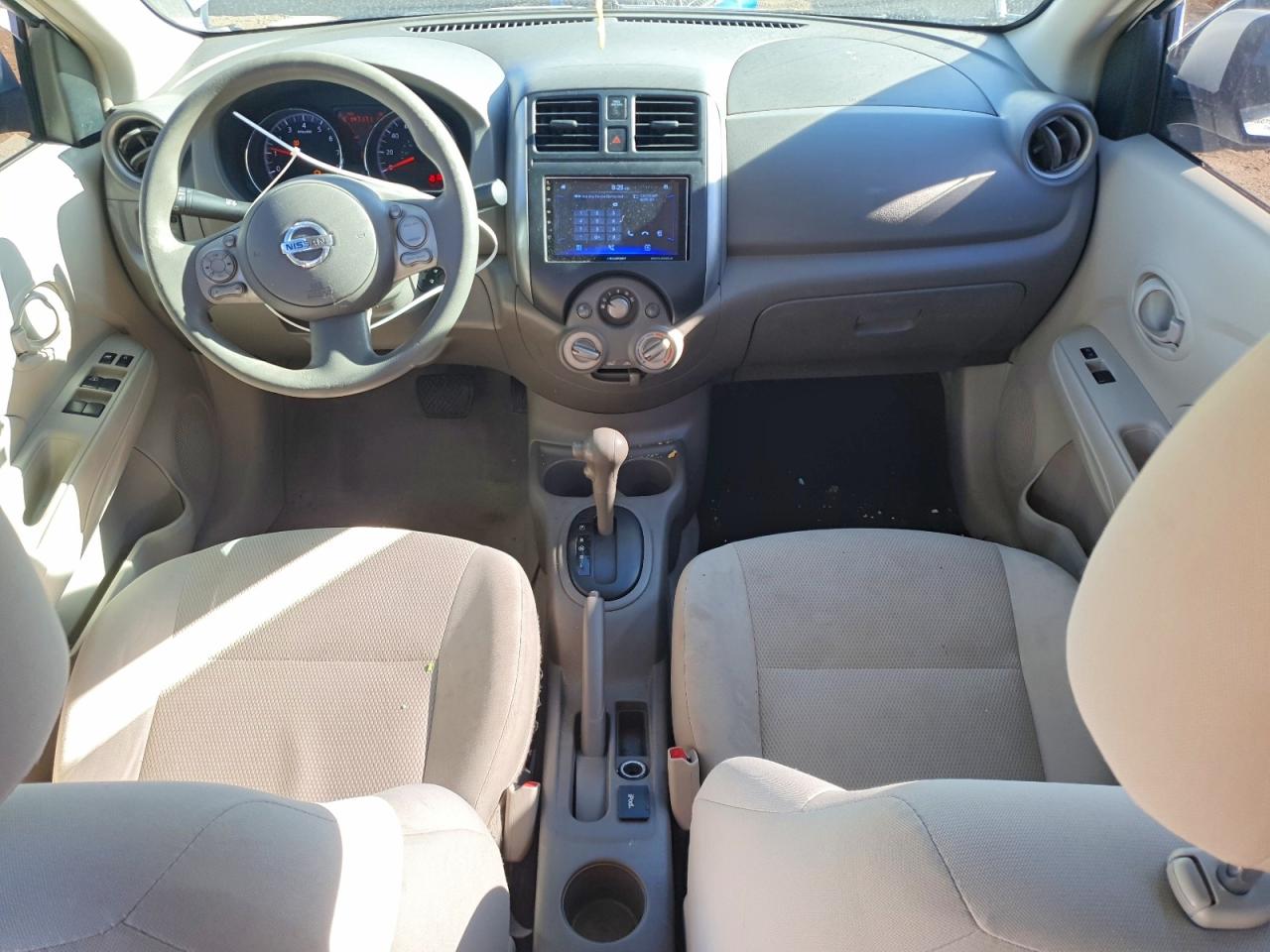 2012 Nissan Versa White vin: 3N1CN7AP2CL871091