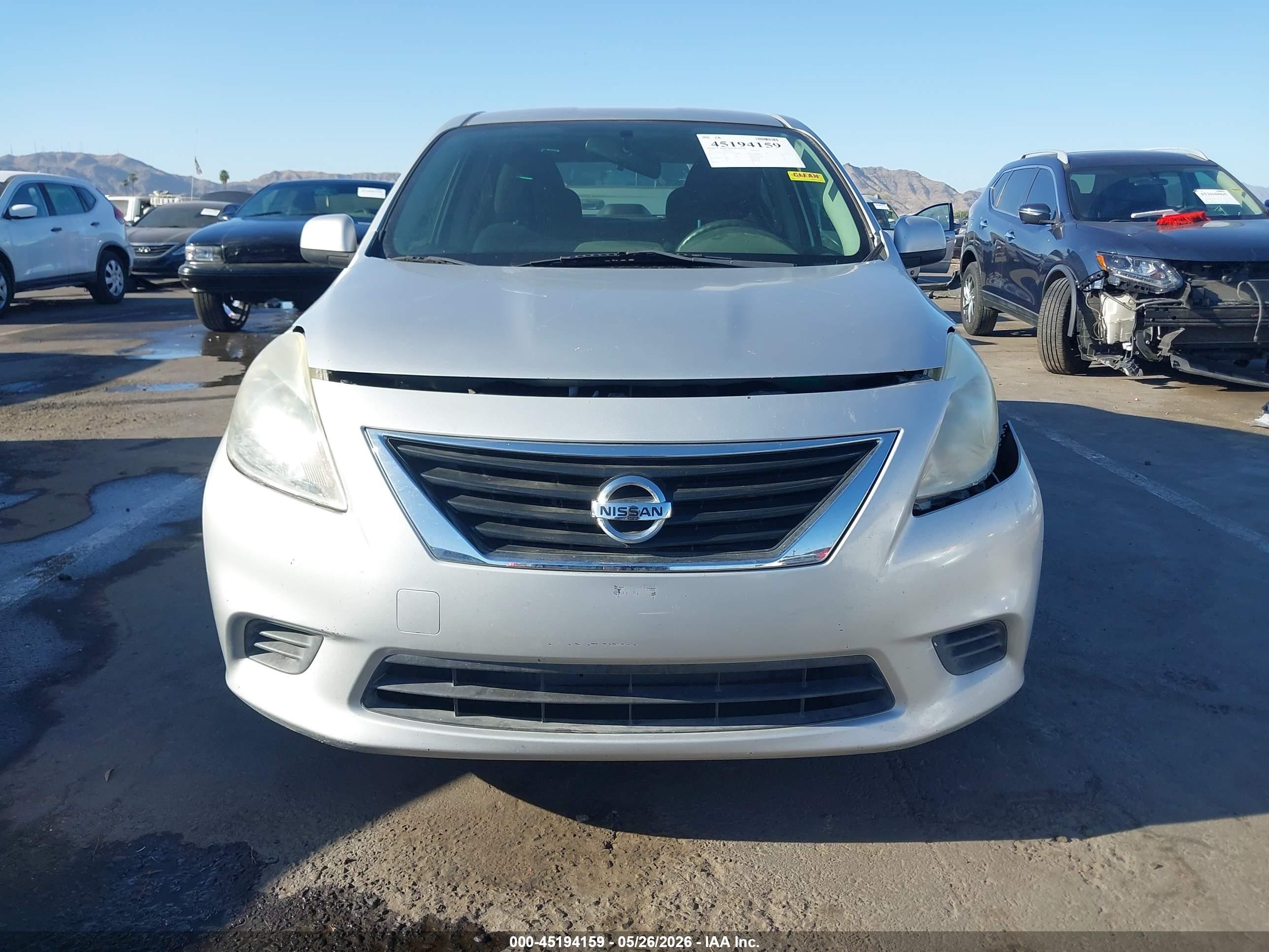 2012 Nissan Versa 1.6 Sv Silver vin: 3N1CN7AP2CL873505